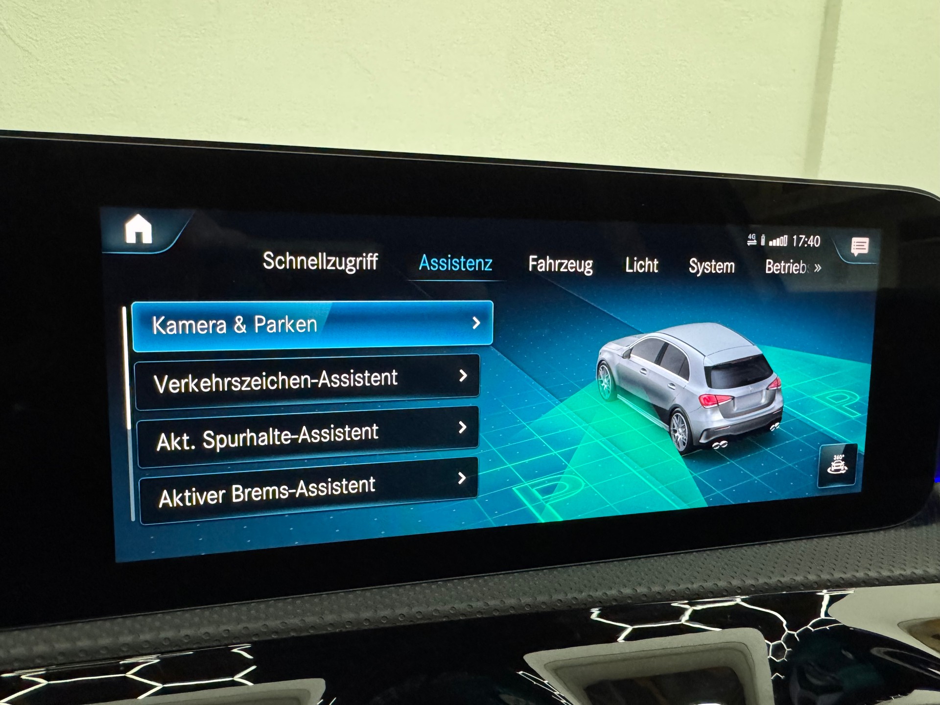 MERCEDES-BENZ A 45 AMG 4Matic+ Speedshift-image-20