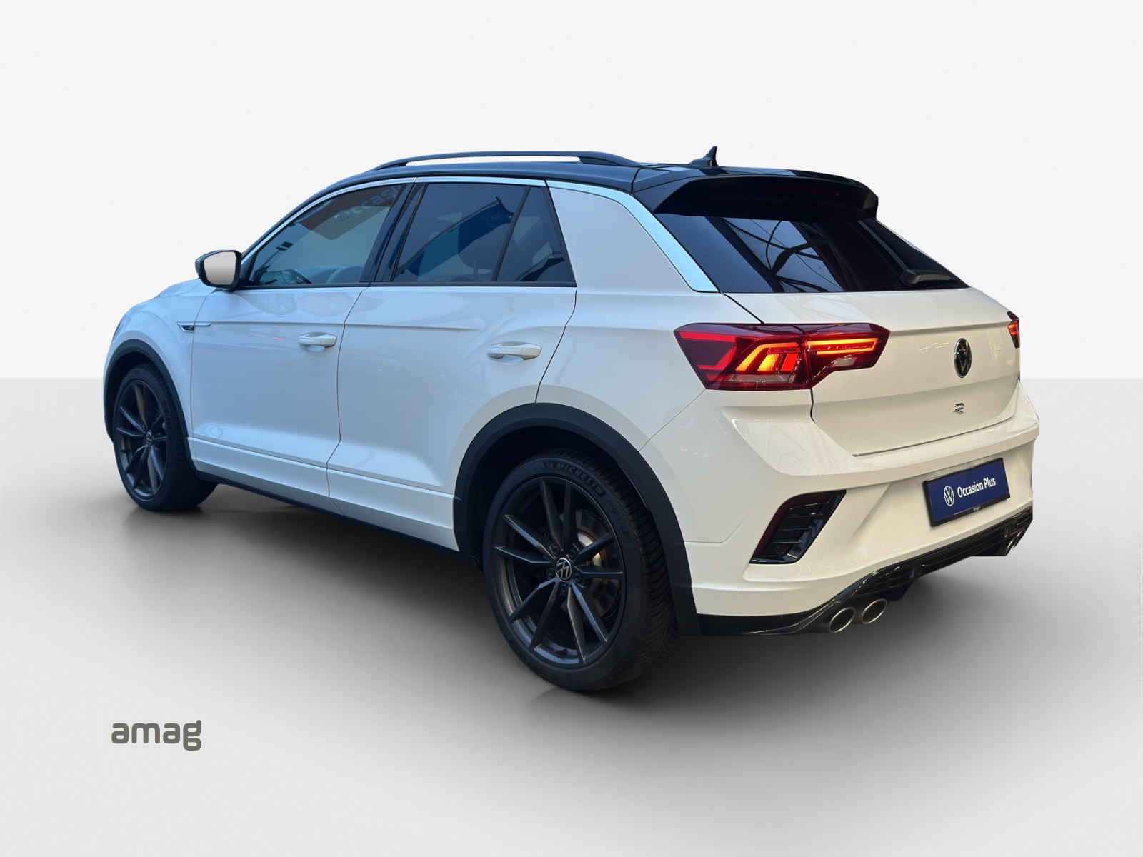 VW T-Roc 2.0 TSI R DSG 4Motion-image-2