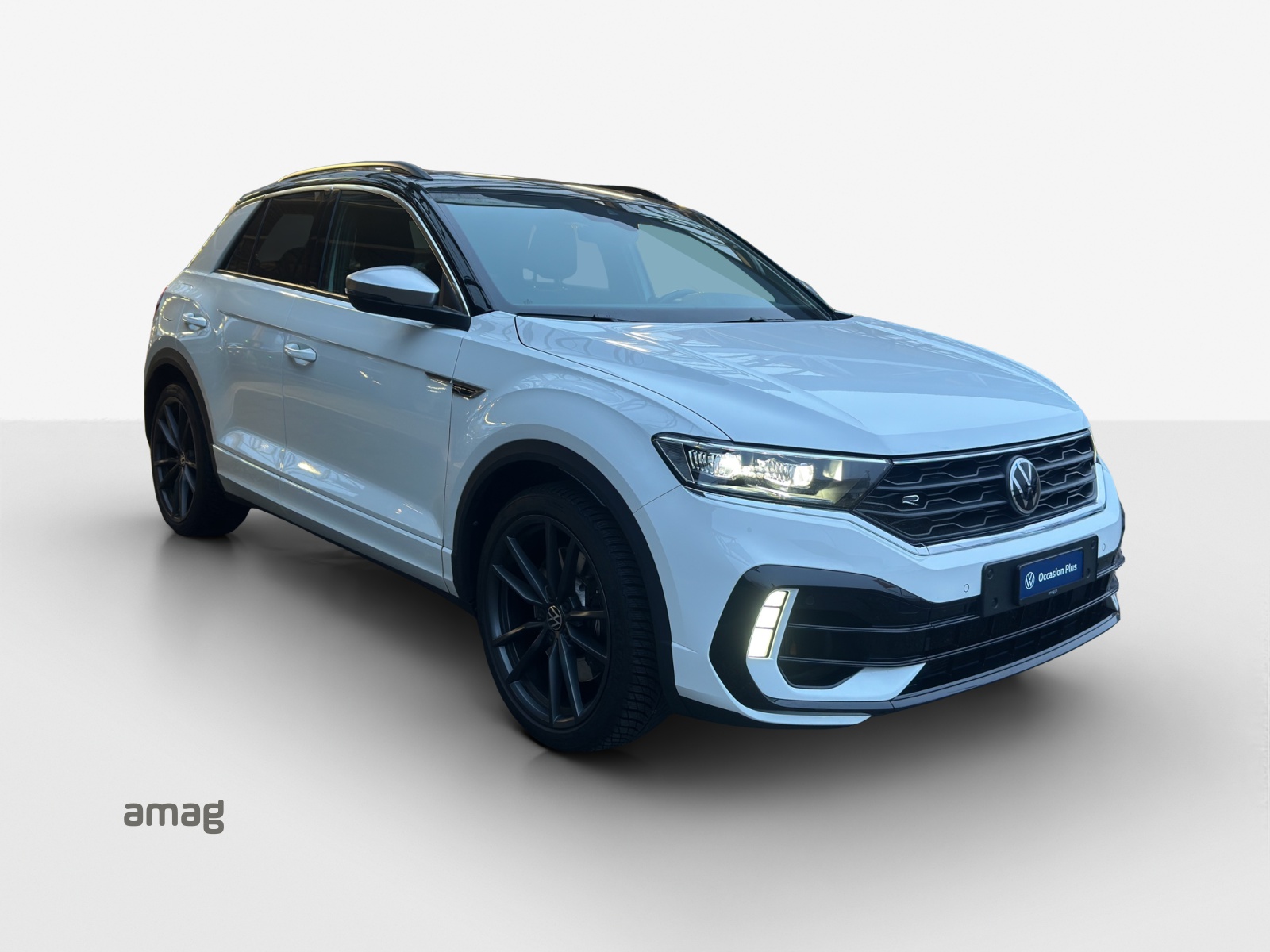 VW T-Roc 2.0 TSI R DSG 4Motion-image-5