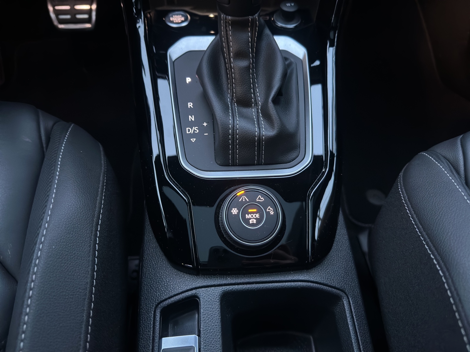 VW T-Roc 2.0 TSI R DSG 4Motion-image-13