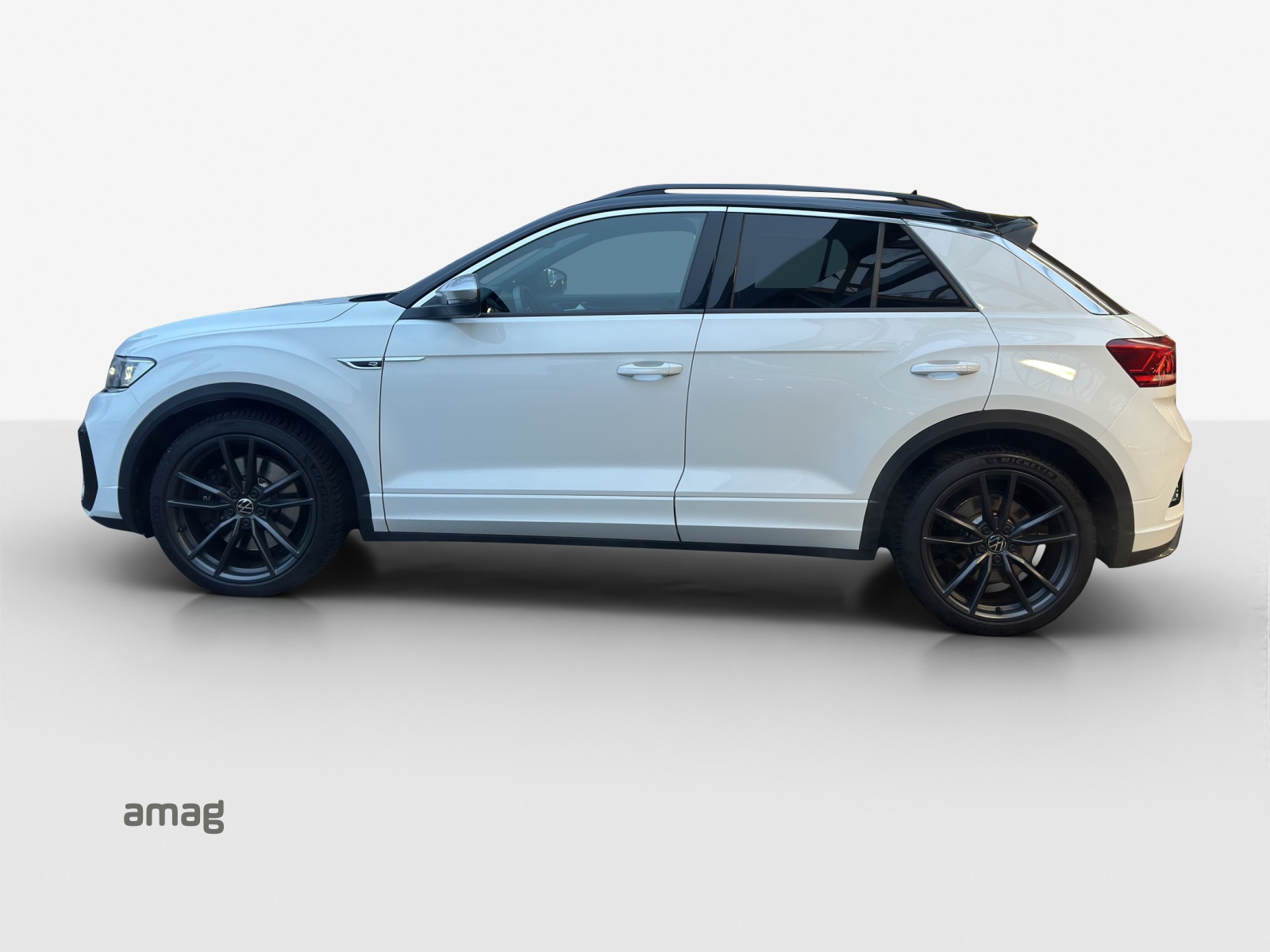 VW T-Roc 2.0 TSI R DSG 4Motion-image-1
