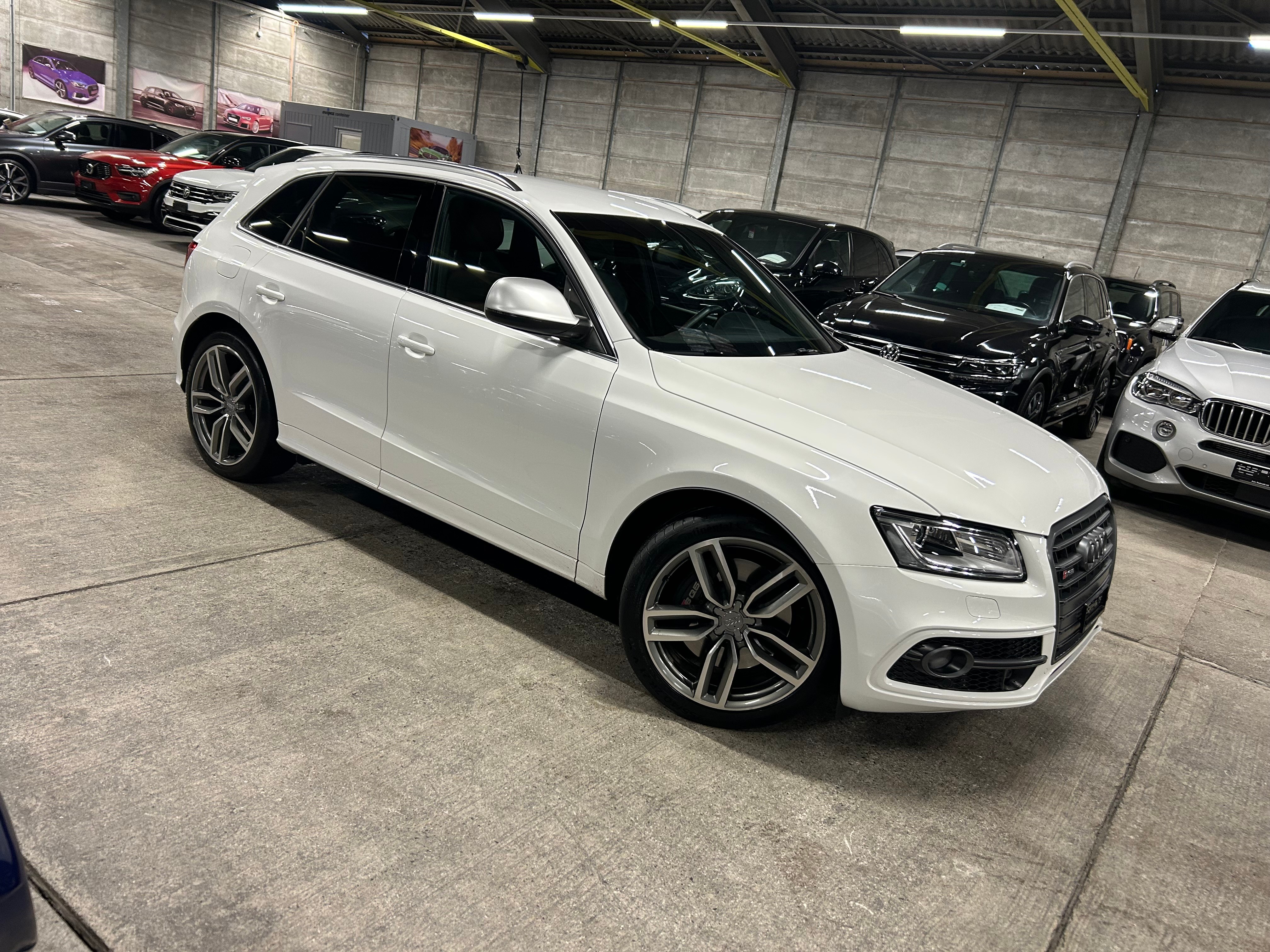 Car photo