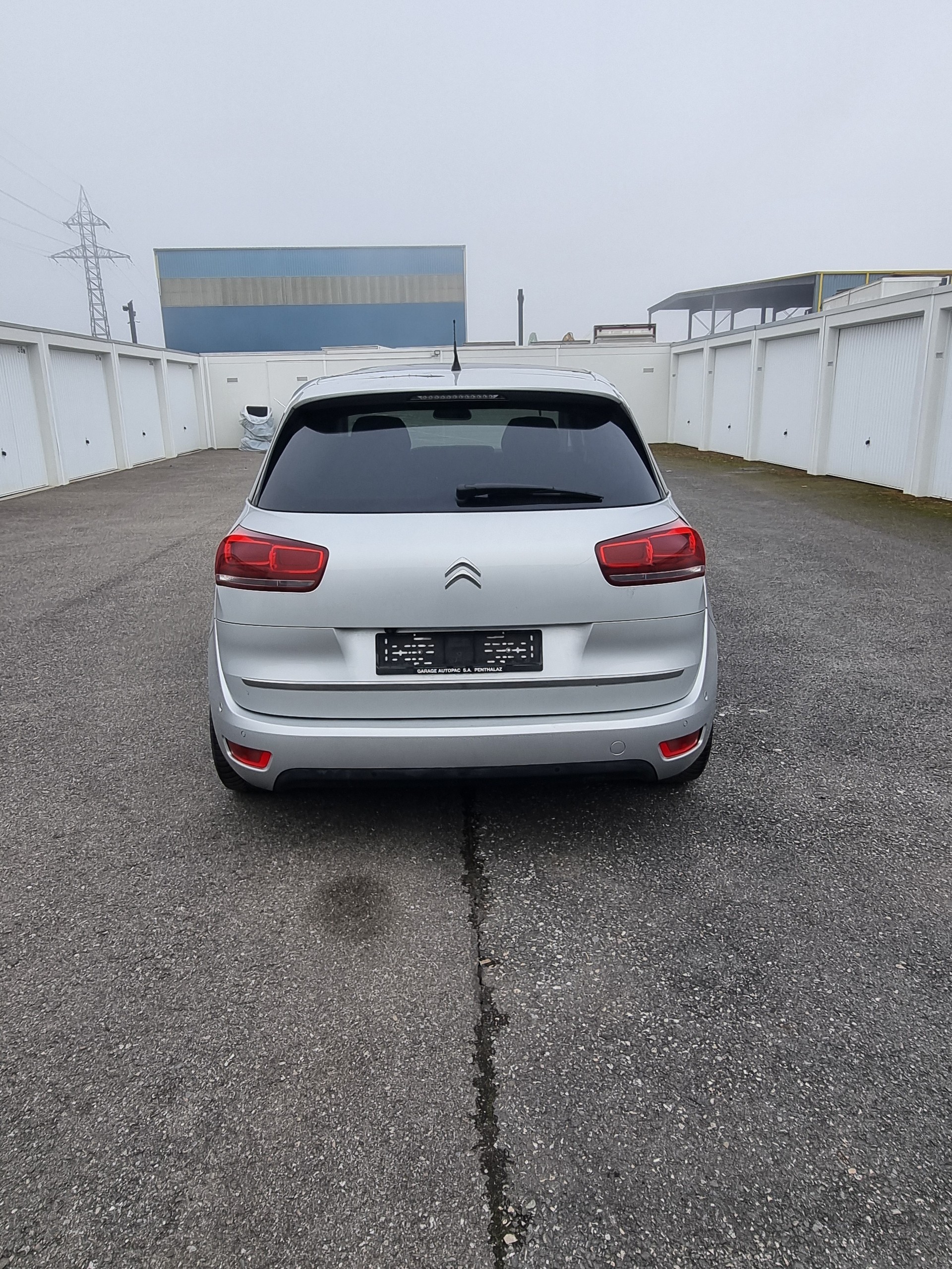 CITROEN C4 Picasso 1.6 e-HDi Exclusive ETG6-image-5