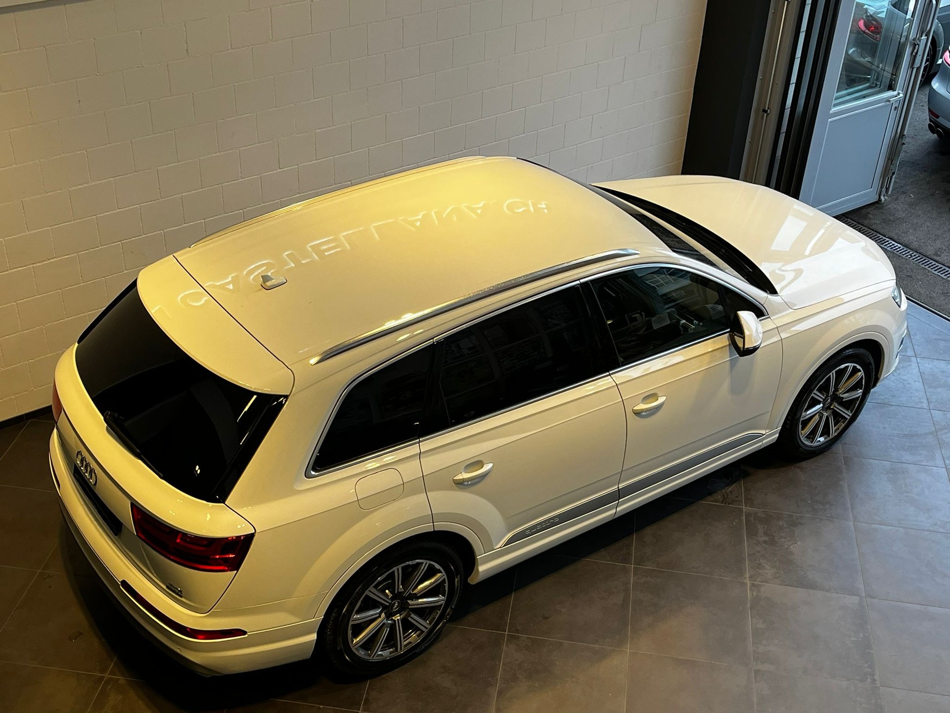 AUDI Q7 3.0 TDI quattro tiptronic-image-5