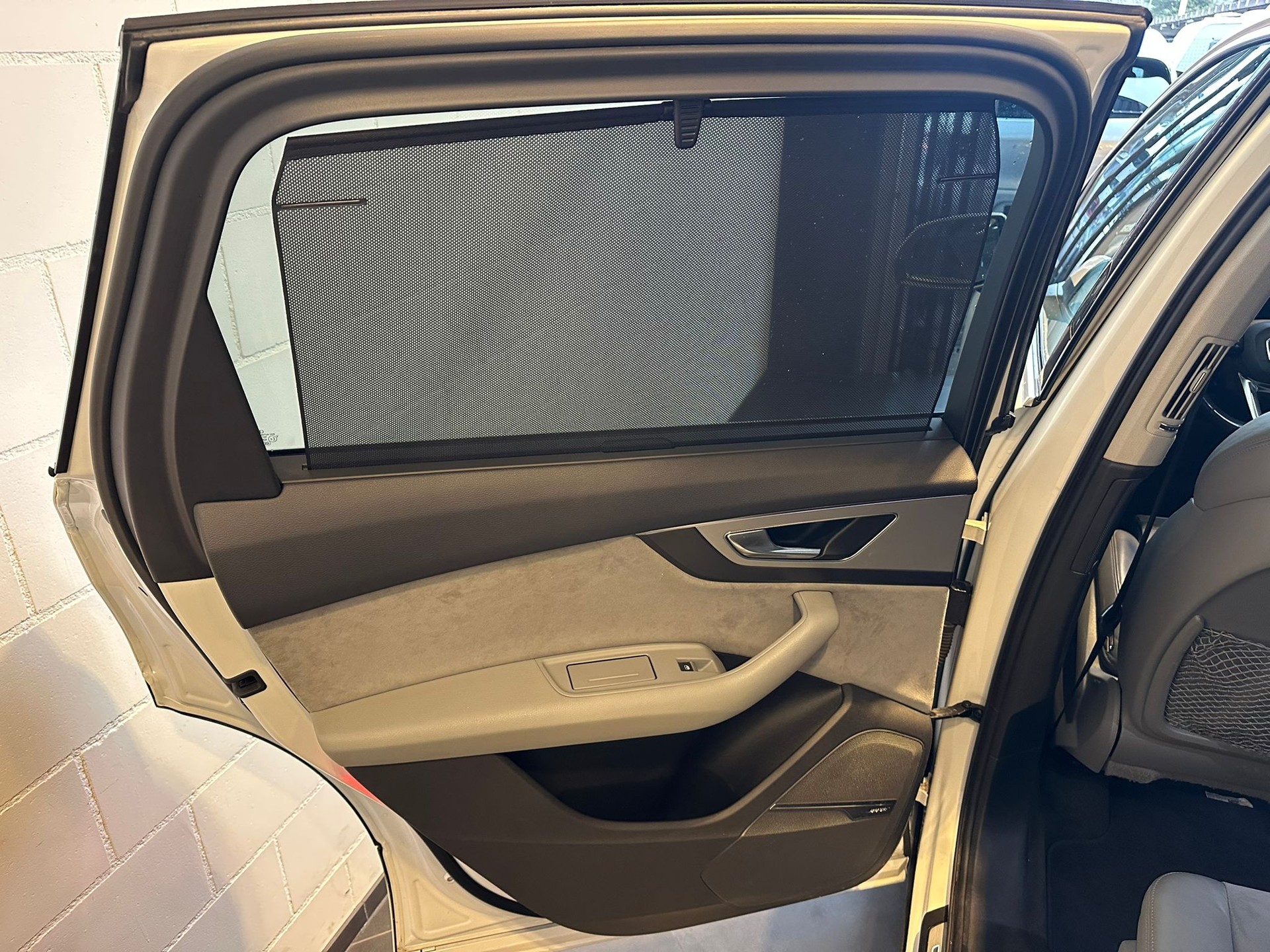 AUDI Q7 3.0 TDI quattro tiptronic-image-29