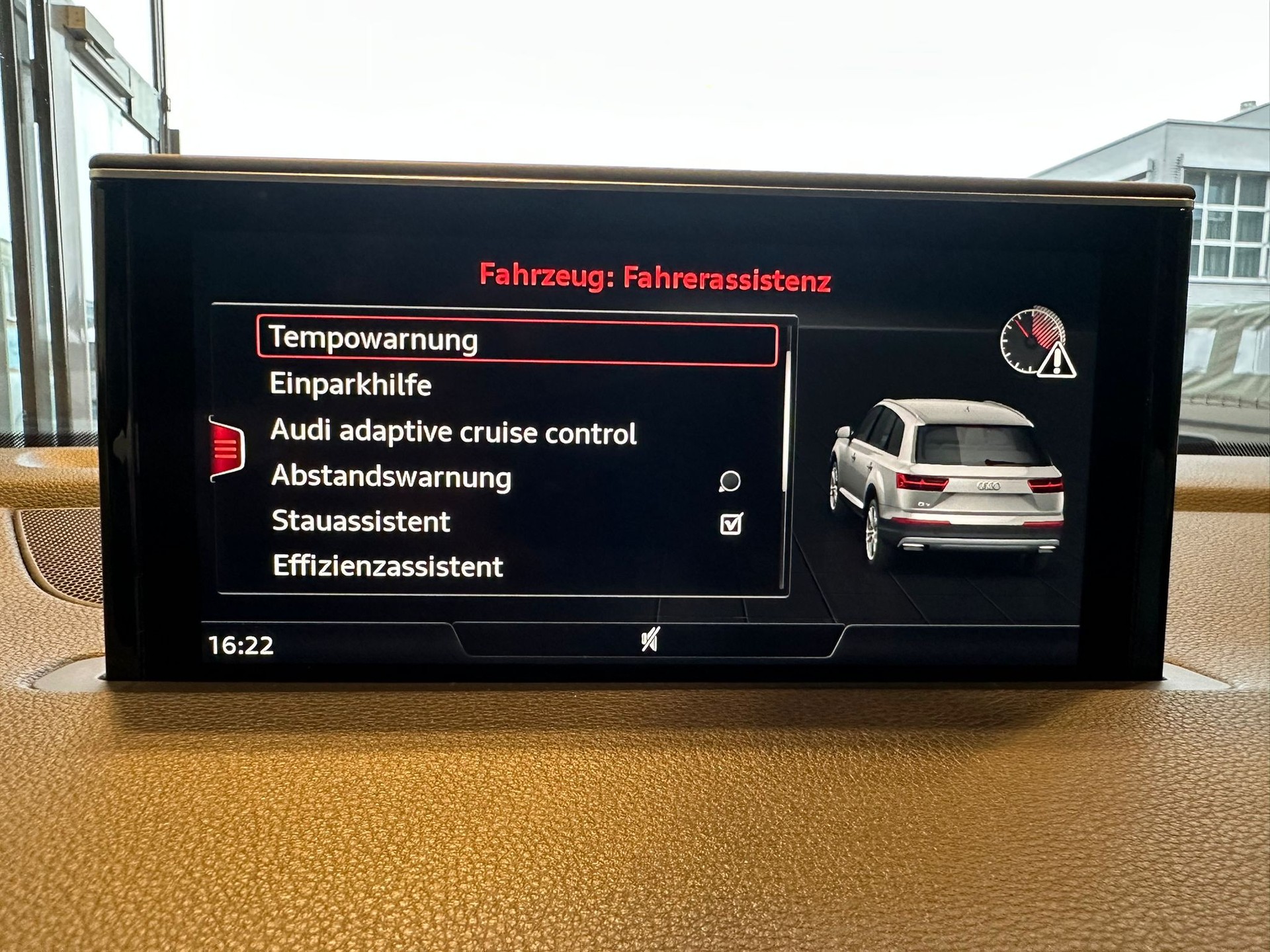 AUDI Q7 3.0 TDI quattro tiptronic-image-21