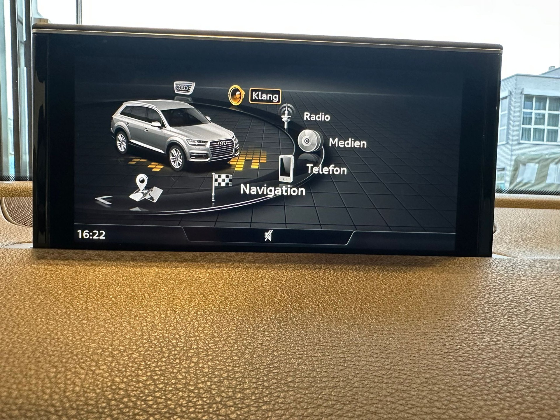 AUDI Q7 3.0 TDI quattro tiptronic-image-25