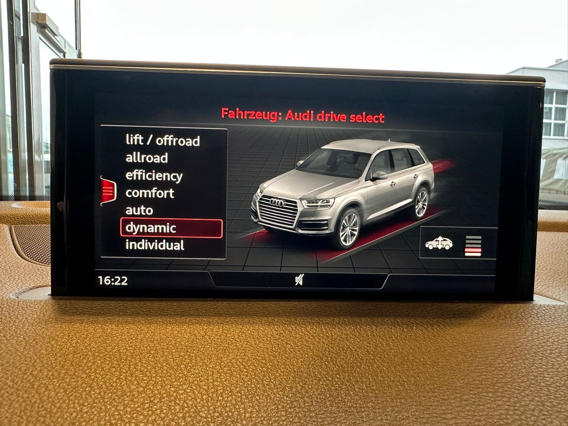 AUDI Q7 3.0 TDI quattro tiptronic-image-20