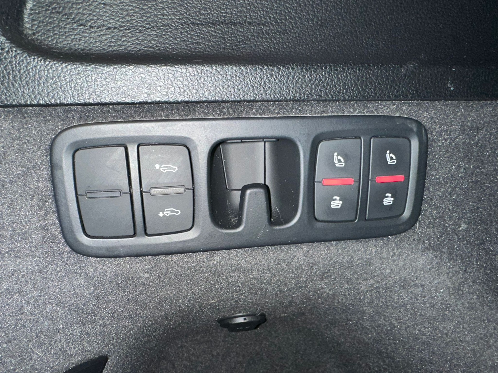 AUDI Q7 3.0 TDI quattro tiptronic-image-26