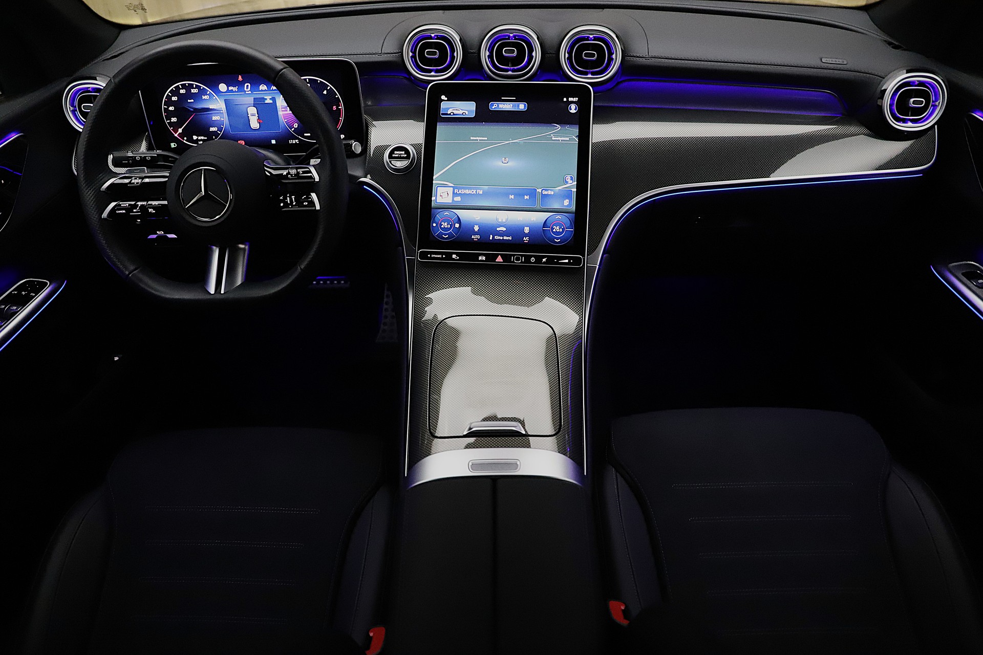 MERCEDES-BENZ GLC 300 d 4Matic 9G-Tronic AMG Line Premium-image-5