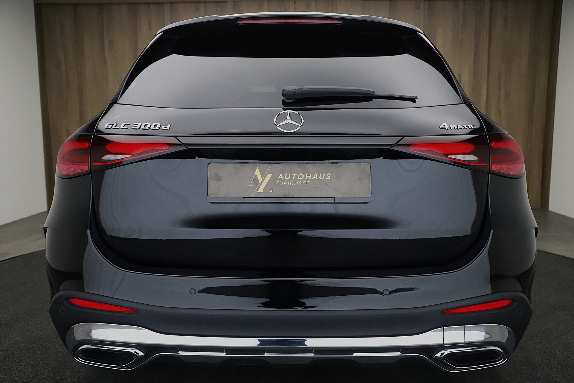 MERCEDES-BENZ GLC 300 d 4Matic 9G-Tronic AMG Line Premium-image-3