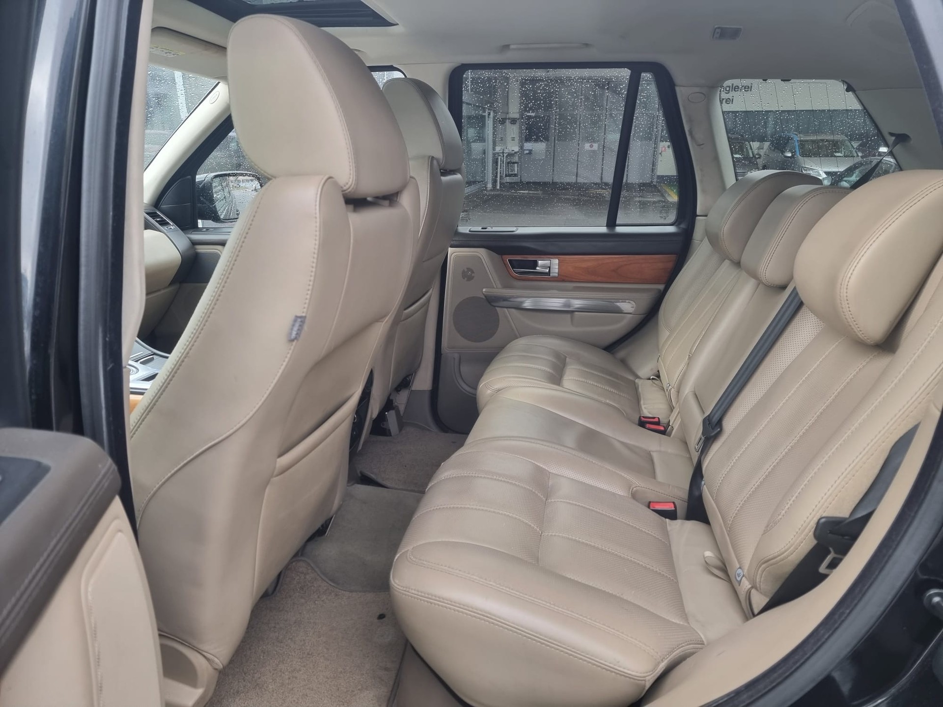 LAND ROVER Range Rover Sport 3.0 TDV6 Autobiography Automatic-image-8