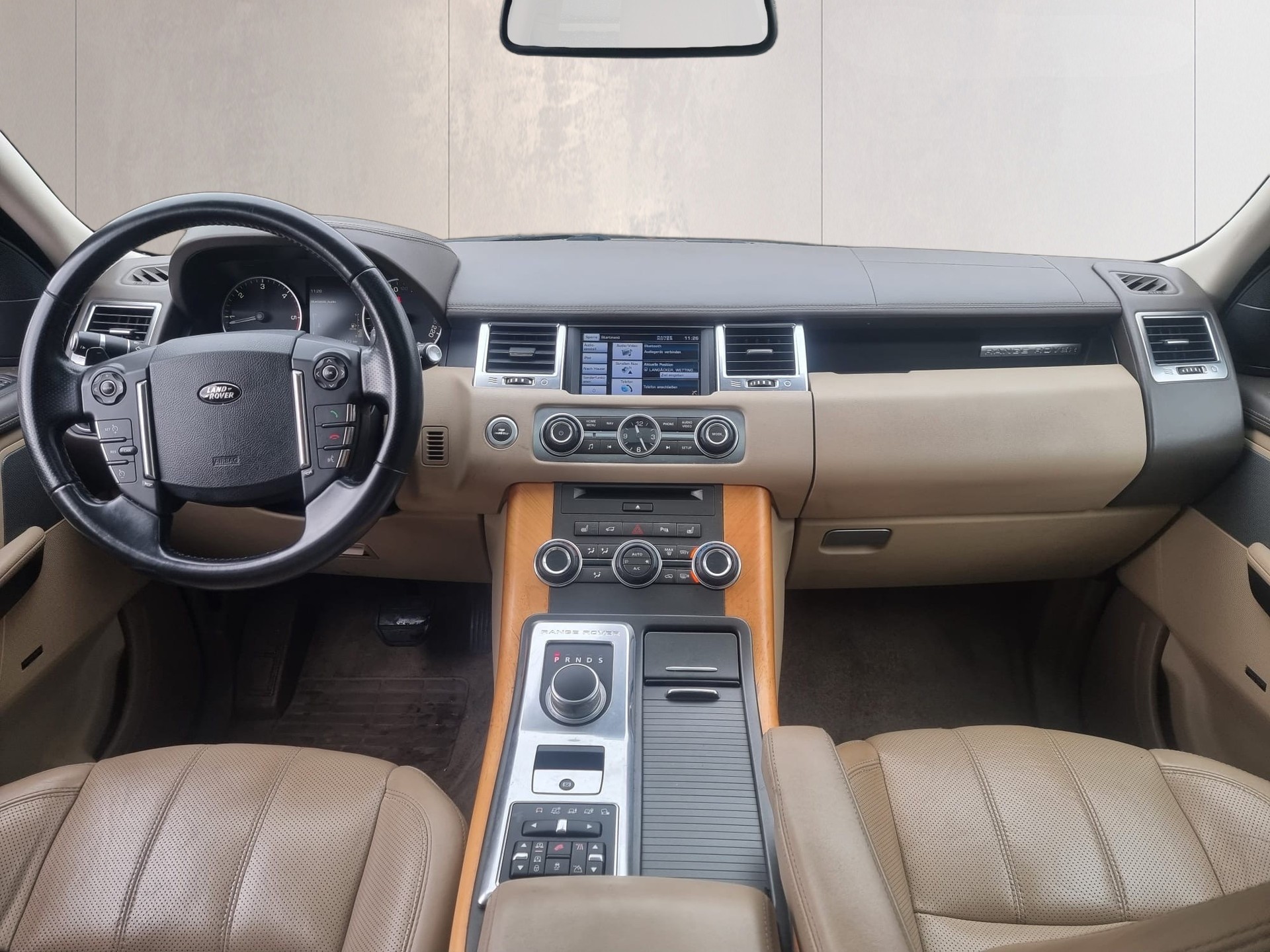 LAND ROVER Range Rover Sport 3.0 TDV6 Autobiography Automatic-image-7