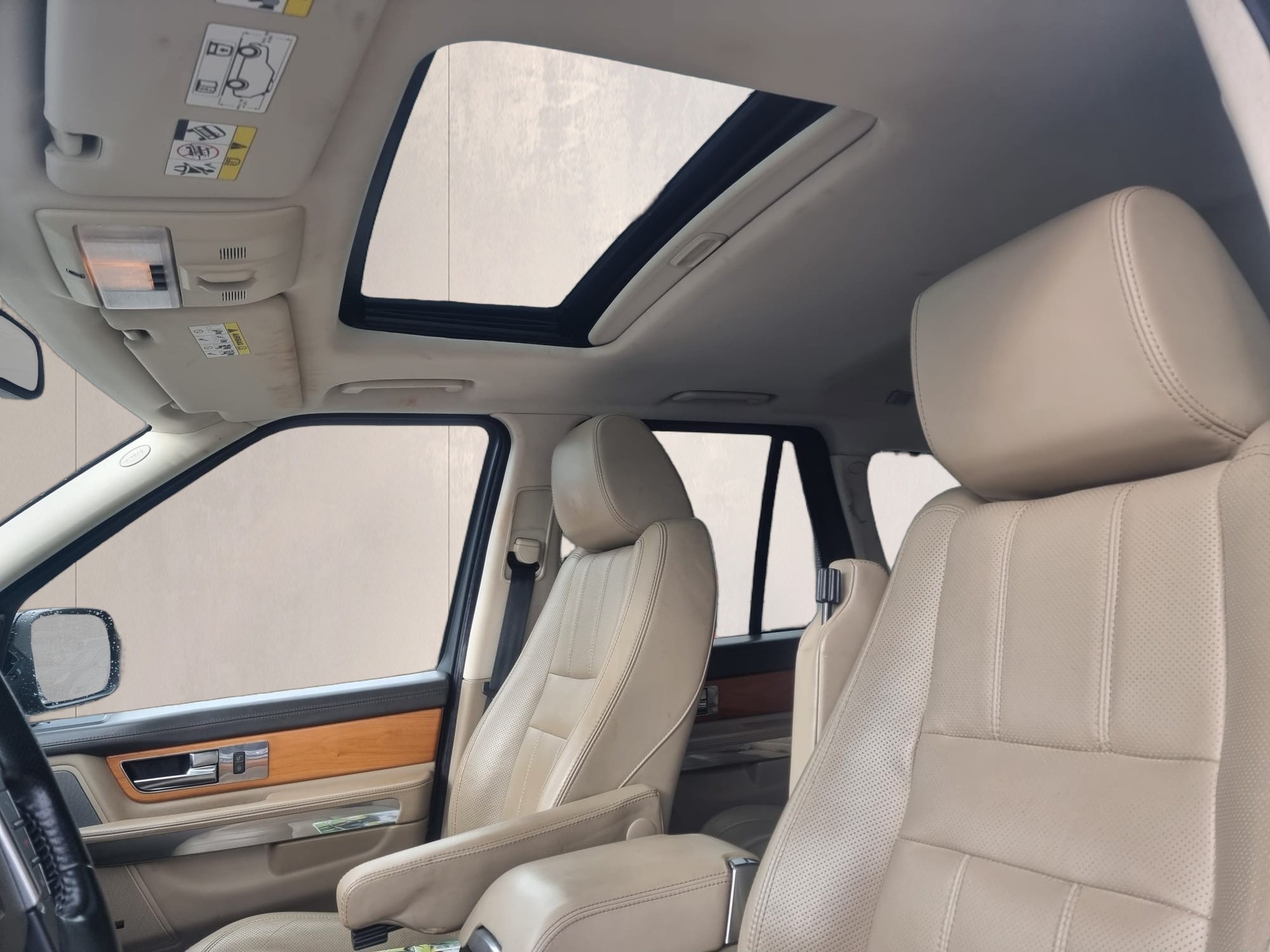 LAND ROVER Range Rover Sport 3.0 TDV6 Autobiography Automatic-image-9