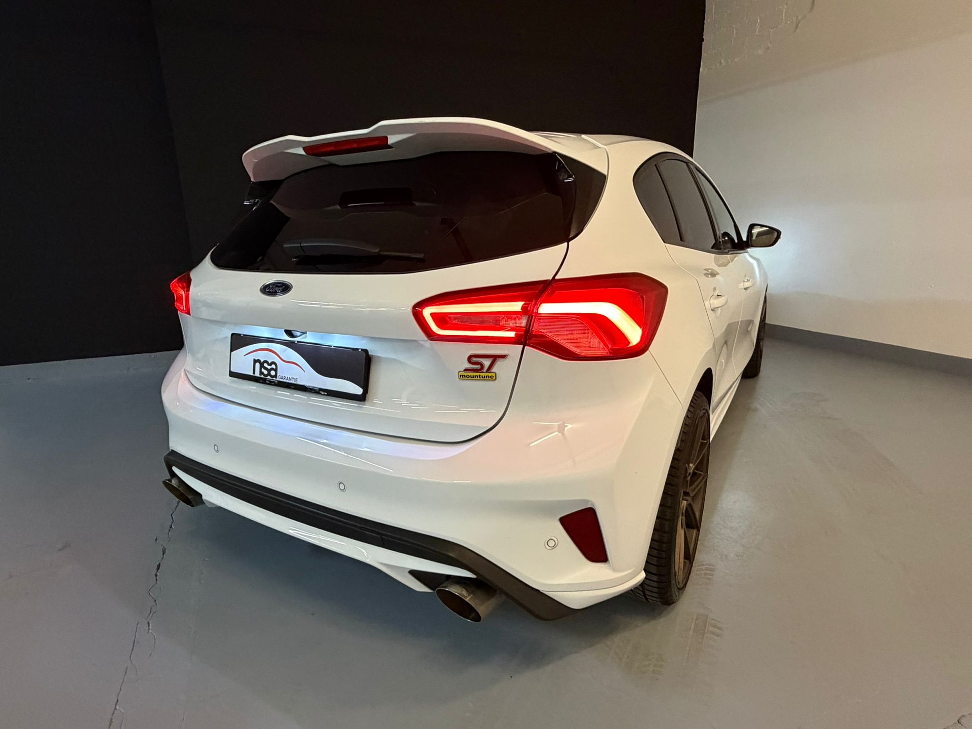 FORD Focus ST 2.3 EcoBoost Mountune ***CH-Fahrzeug***-image-5