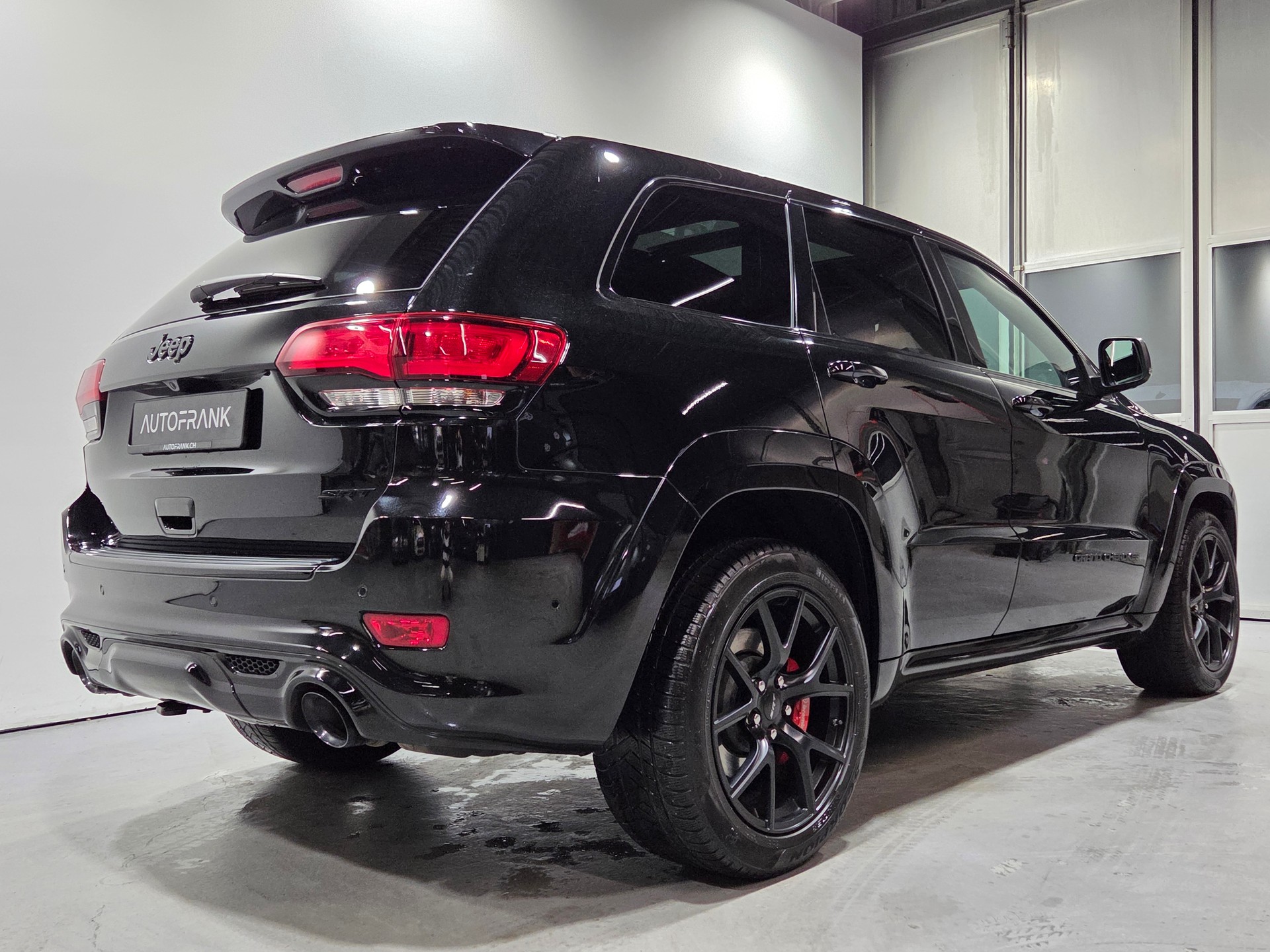 JEEP Grand Cherokee 6.4 V8 HEMI SRT8-image-2