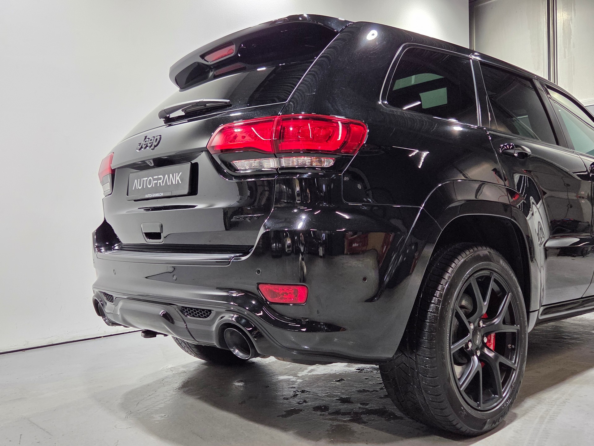 JEEP Grand Cherokee 6.4 V8 HEMI SRT8-image-9