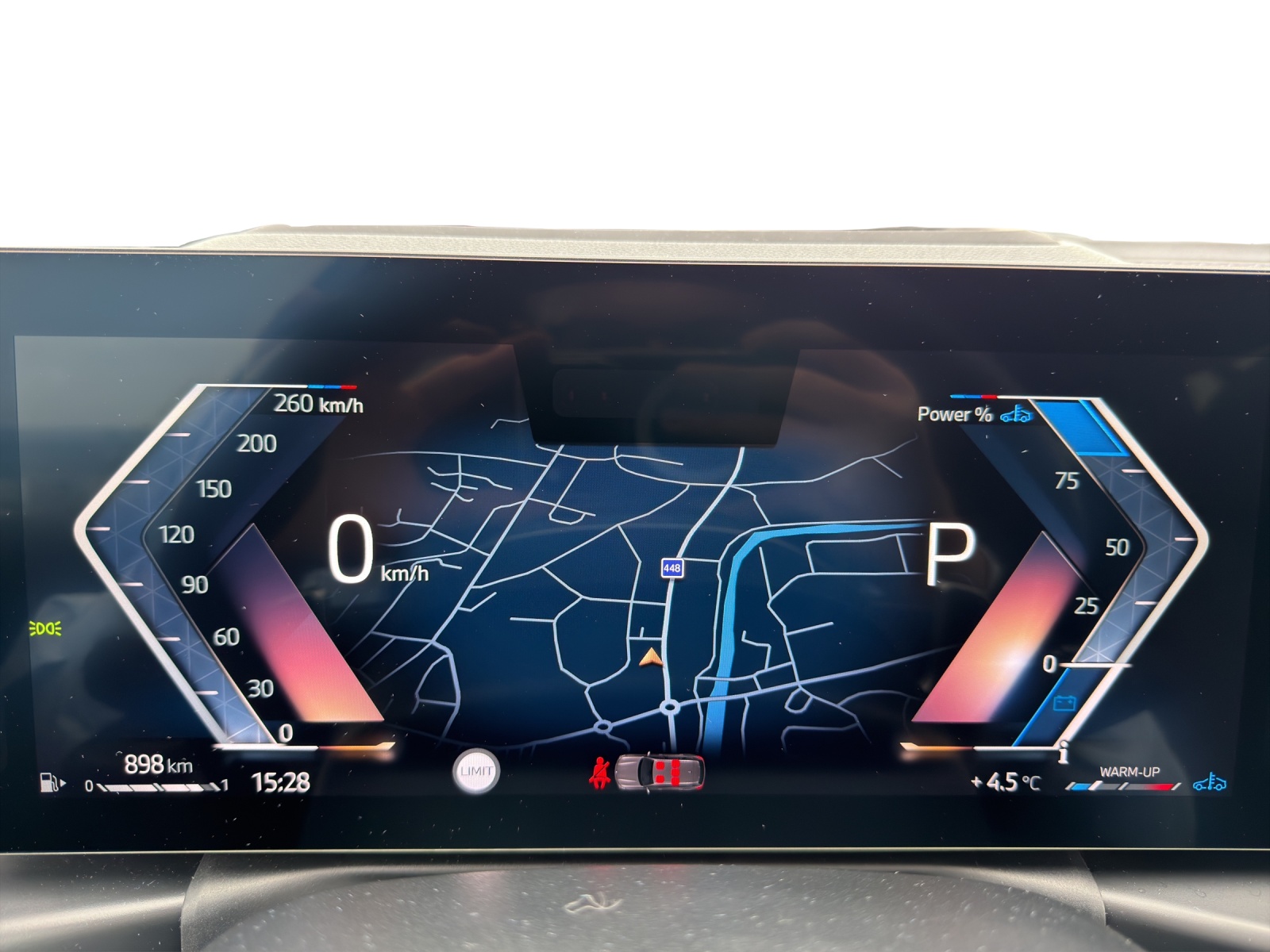 BMW 320d xDrive 48V Touring Steptronic M Sport-image-9