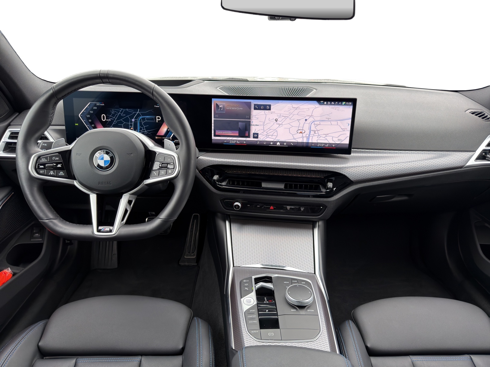 BMW 320d xDrive 48V Touring Steptronic M Sport-image-11