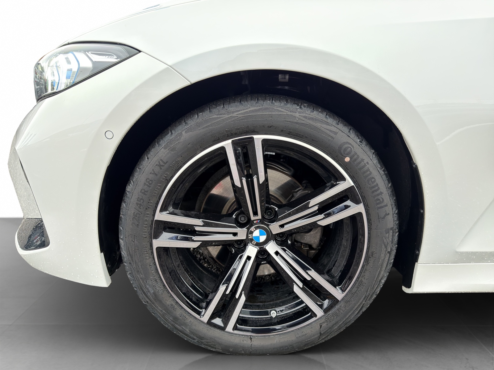 BMW 320d xDrive 48V Touring Steptronic M Sport-image-19
