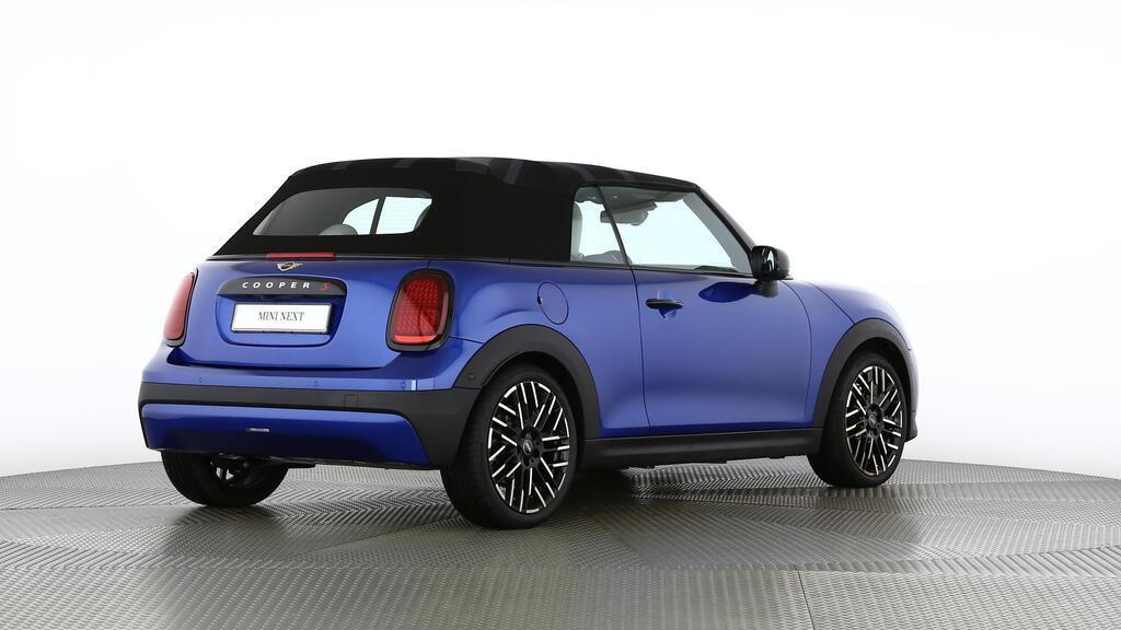 MINI Cooper S Cabrio-image-4