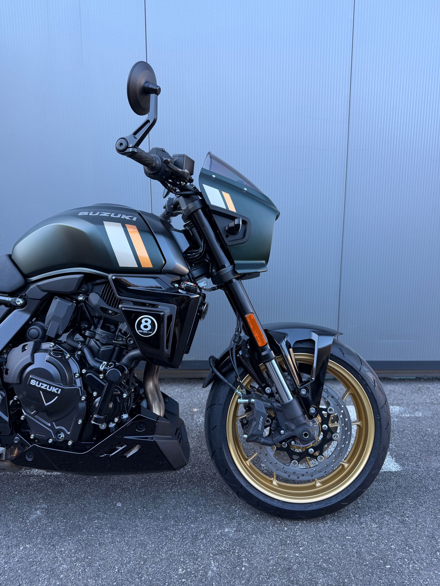 SUZUKI GSX-8TT MY26-showroom-element-3