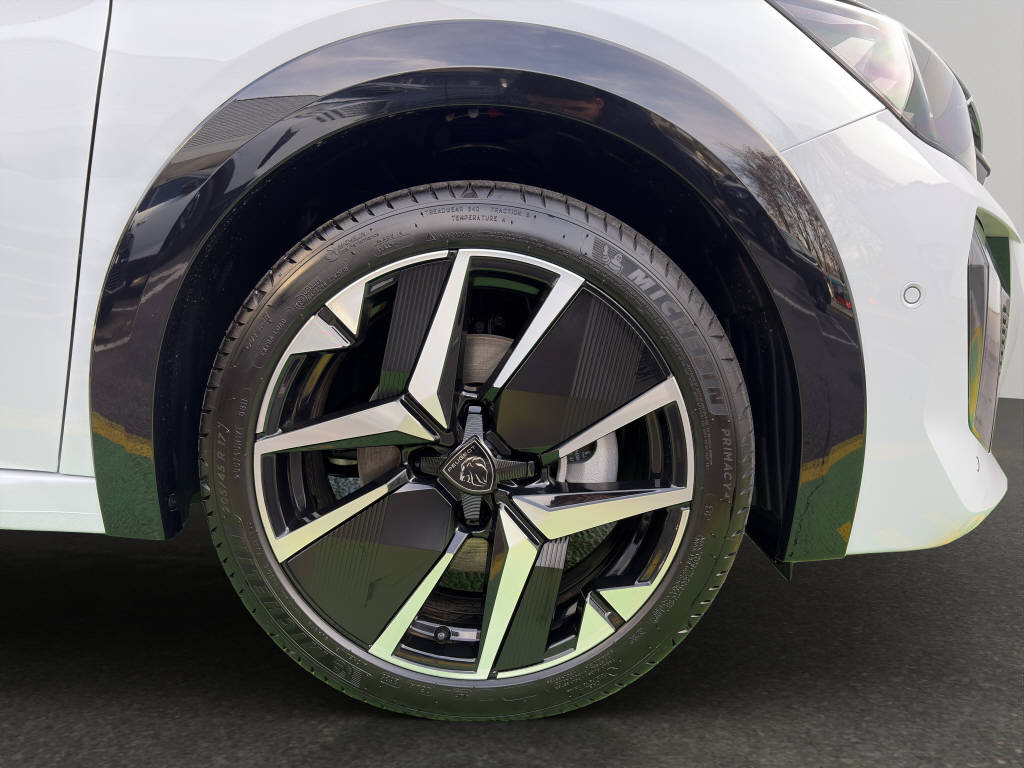 PEUGEOT 208 1.2 Hybrid 145 GT-image-4