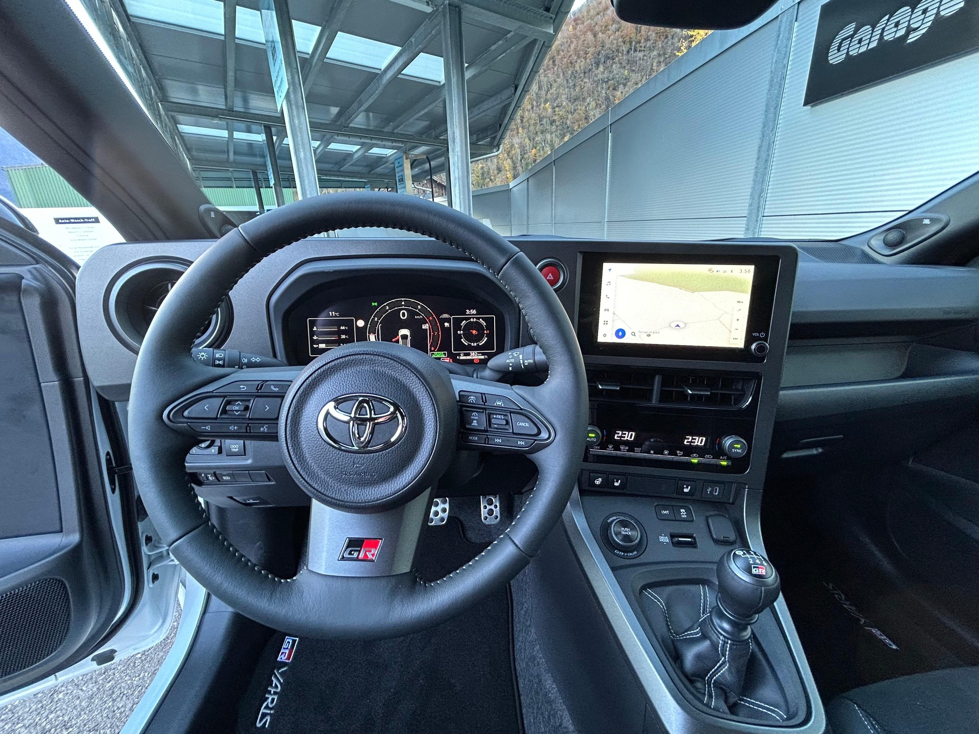 TOYOTA GR Yaris 1.6 Turbo Sport 4x4-image-15