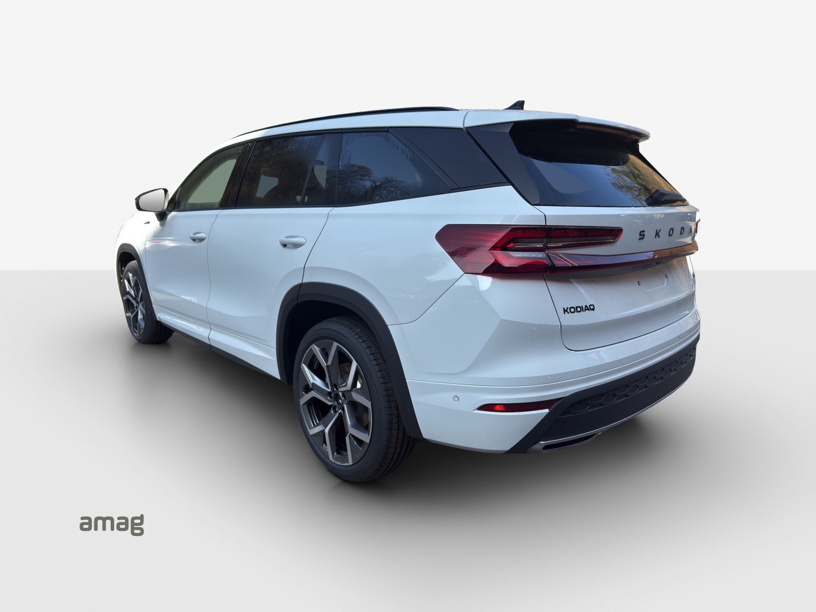 SKODA Kodiaq 2.0 TDI Sportline 4x4-image-2