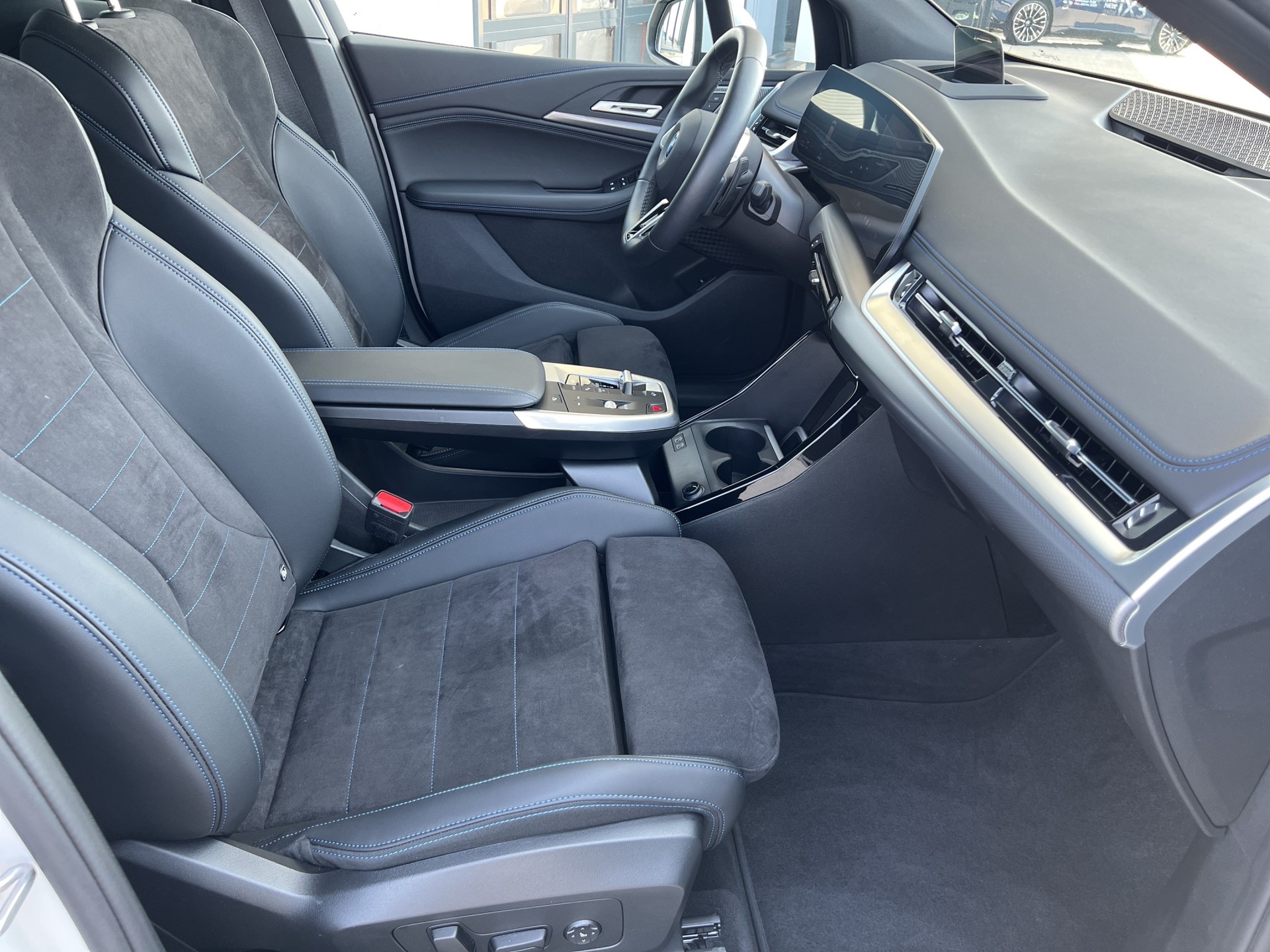 BMW 225e xDr. Act. T. M Sport-image-21