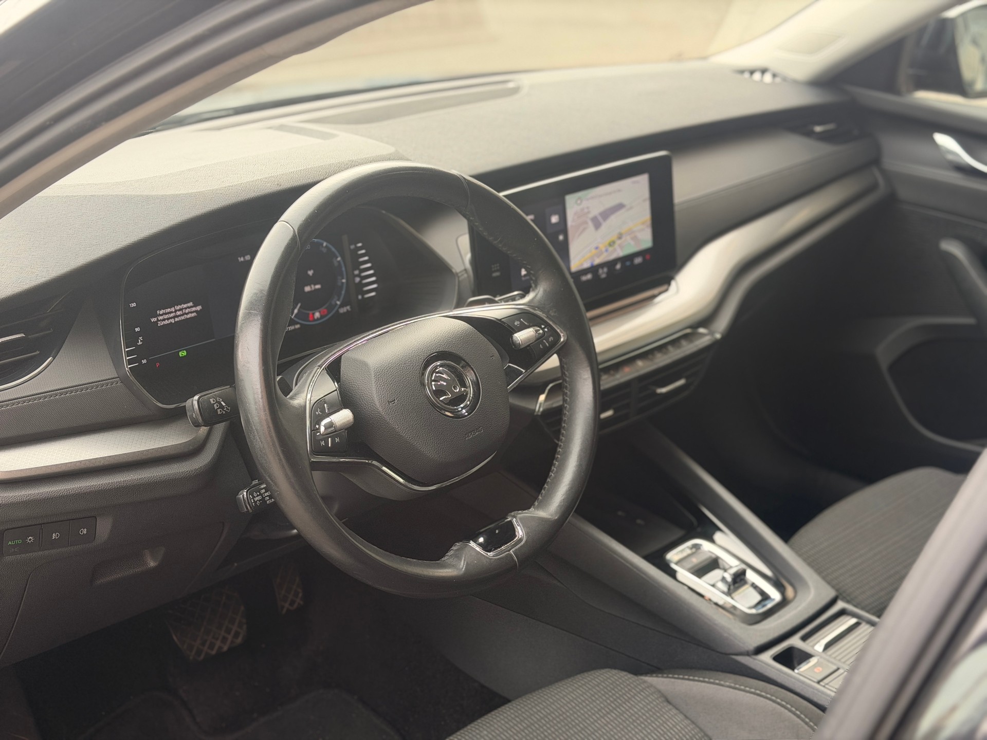 SKODA Octavia Combi 2.0 TDI DSG Ambition 4x4-image-12