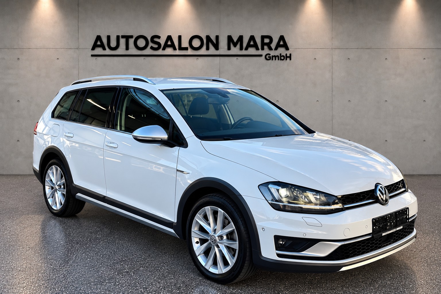 VW Golf 1.8 TSI Alltrack 4Motion-image-7