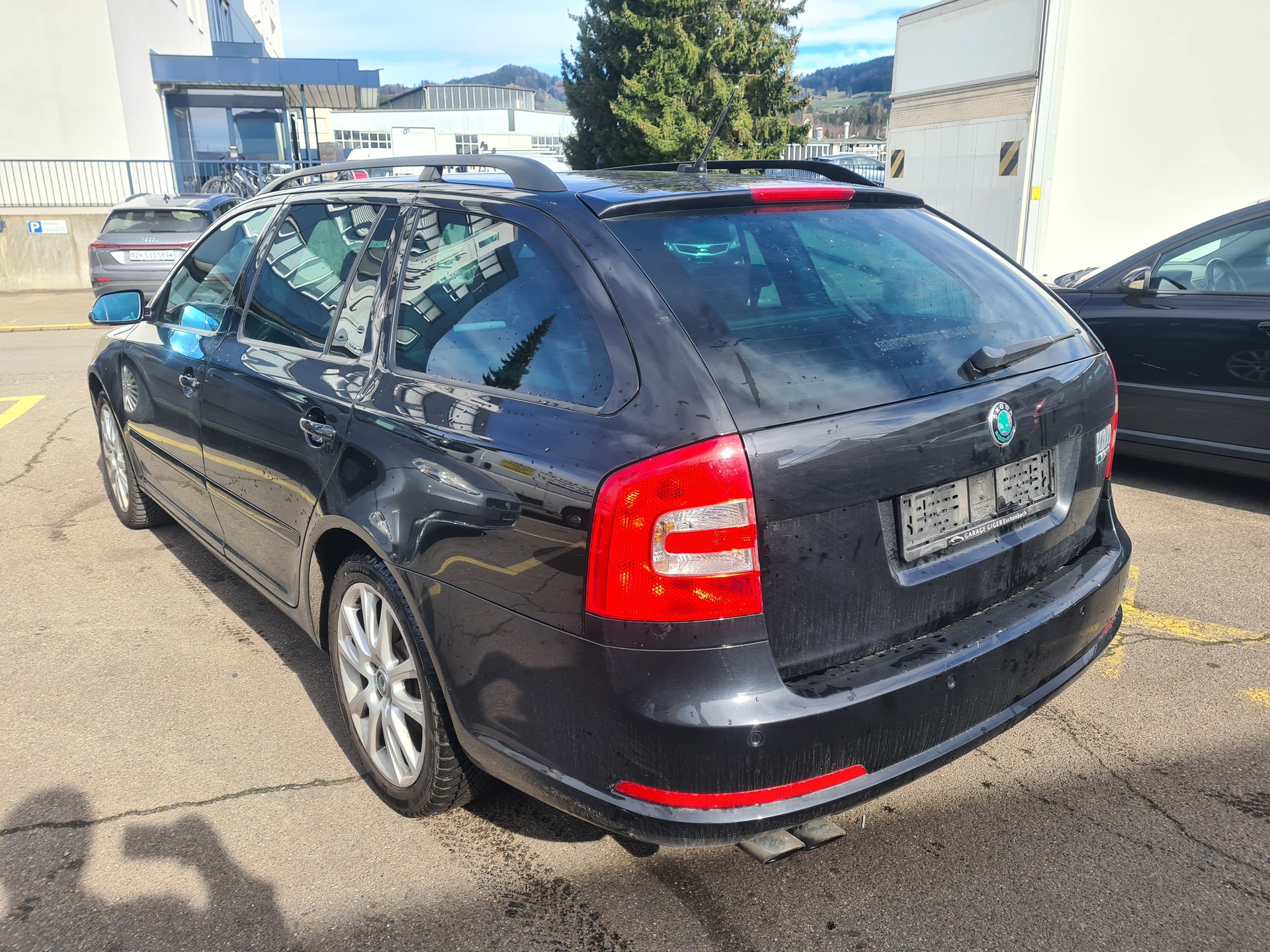 SKODA Octavia 2.0 TFSI RS-image-3