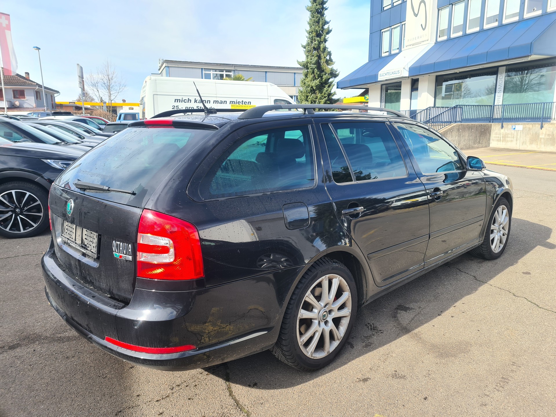 SKODA Octavia 2.0 TFSI RS-image-2