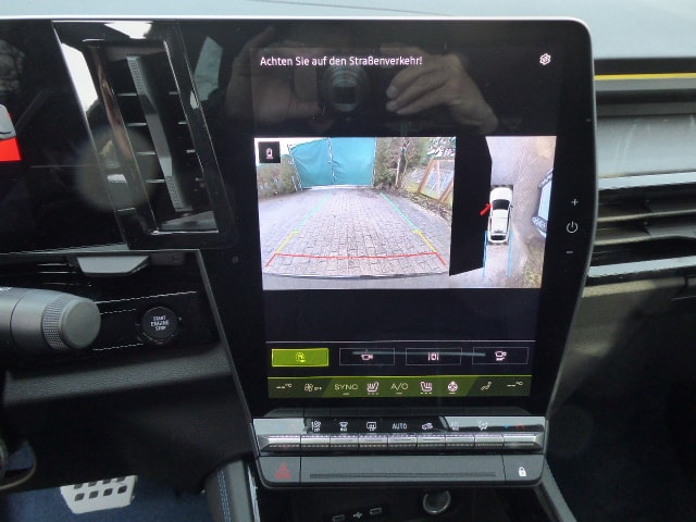 RENAULT Rafale 1.2 E-Tech Plug-in Hybrid 300 4x4 Atelier Alpine-image-9