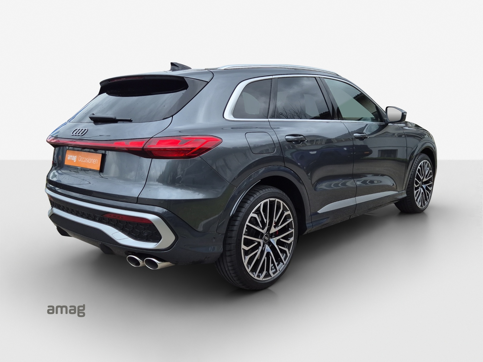 AUDI SQ5 TFSI quattro S-tronic-image-4