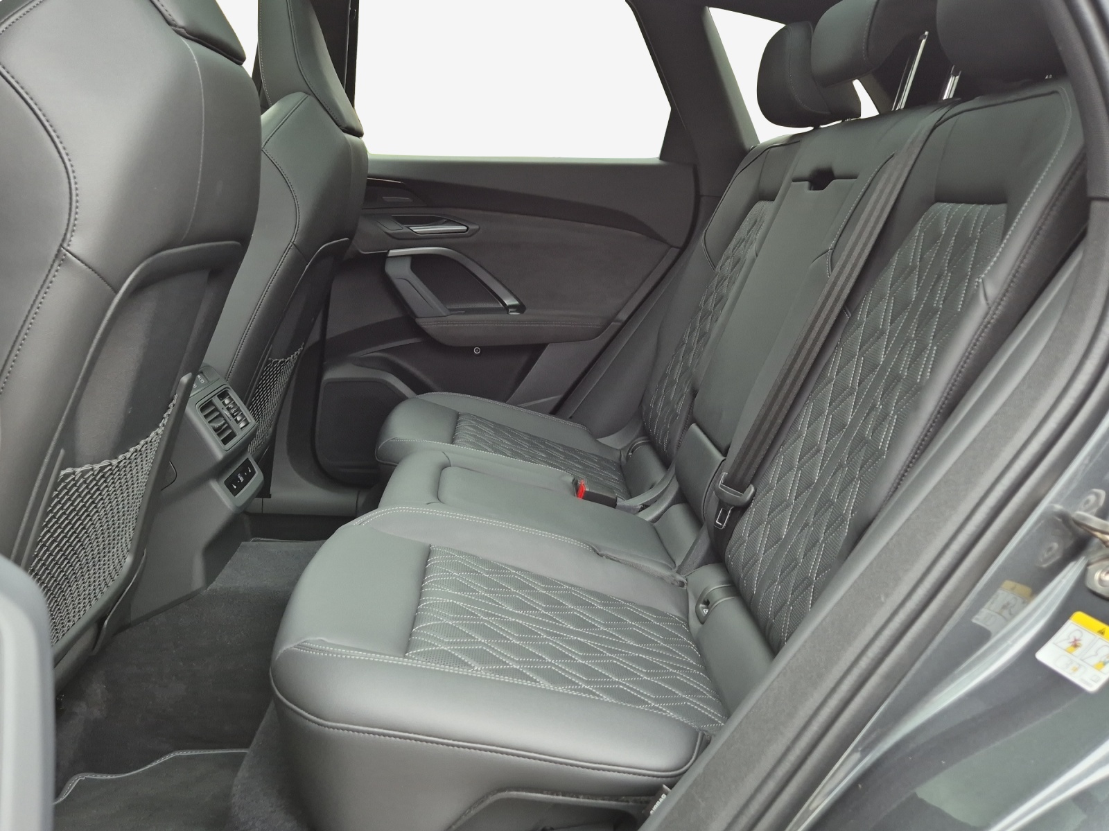 AUDI SQ5 TFSI quattro S-tronic-image-11