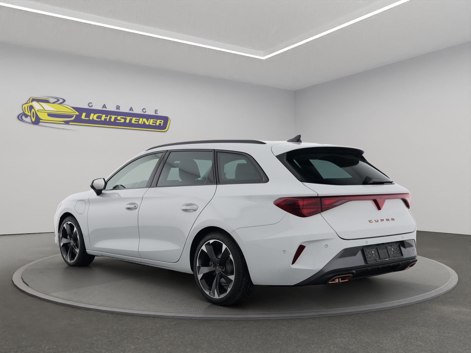 CUPRA LEON ST 1.5 e-HYBRID pHEV Business Edition DSG-image-3