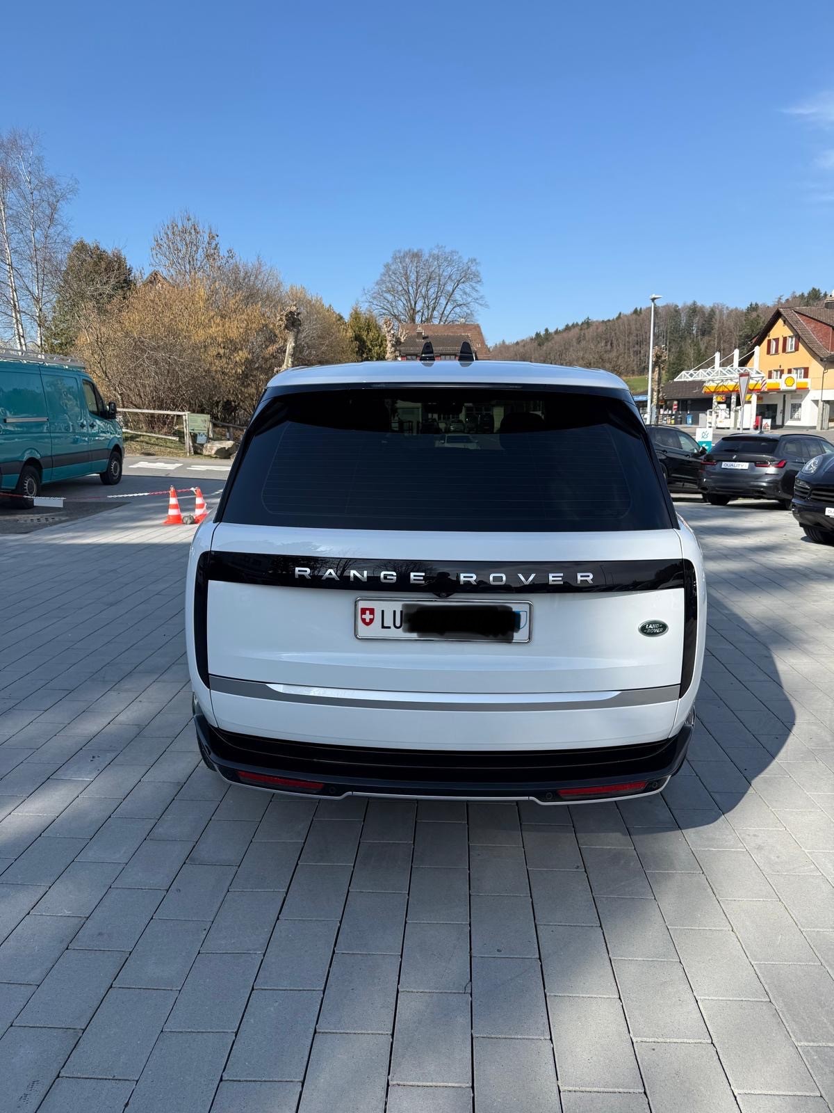 LAND ROVER Range Rover Autobiography D350-image-1