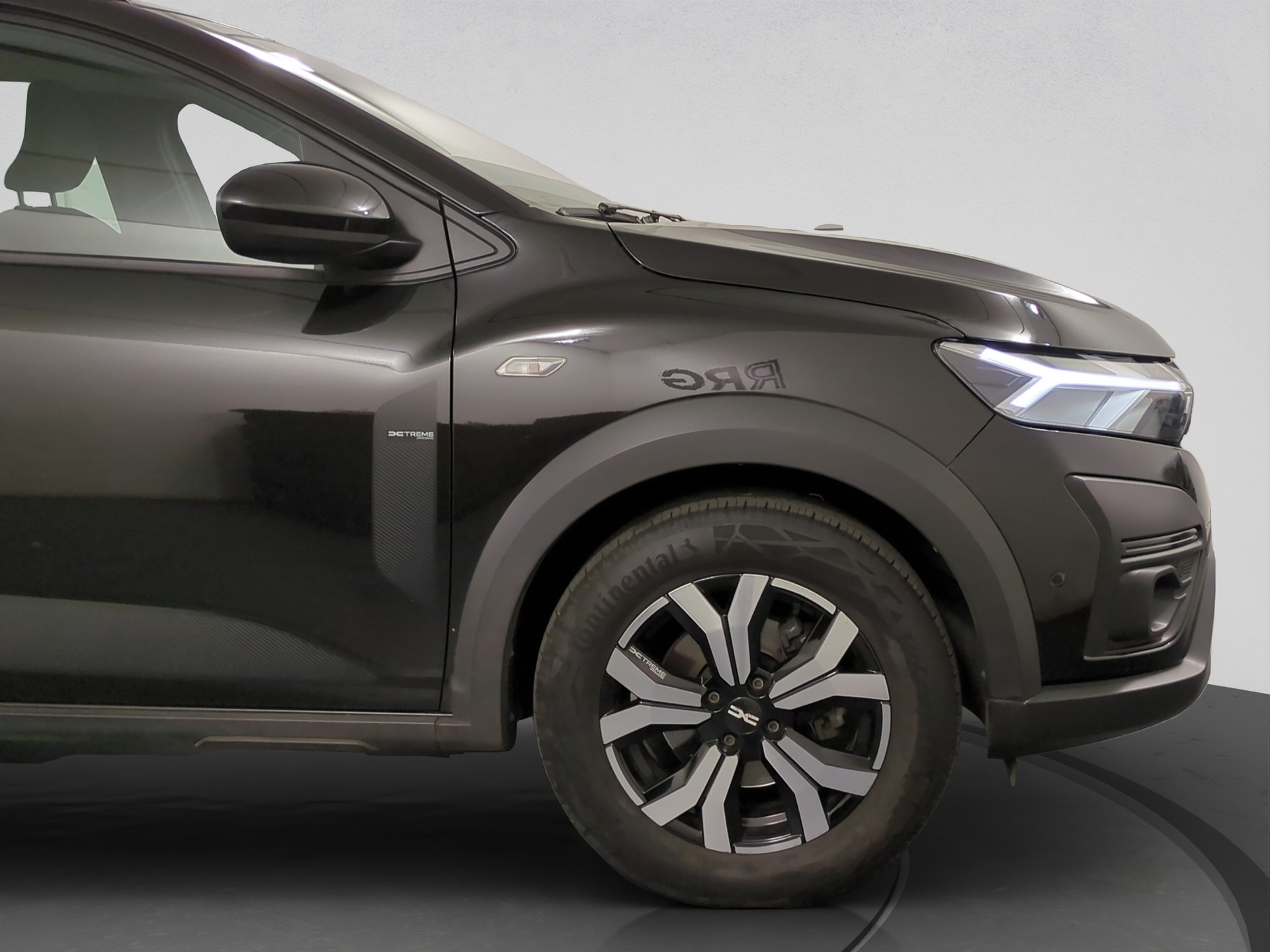 DACIA Jogger TCe 110 Extreme-image-17