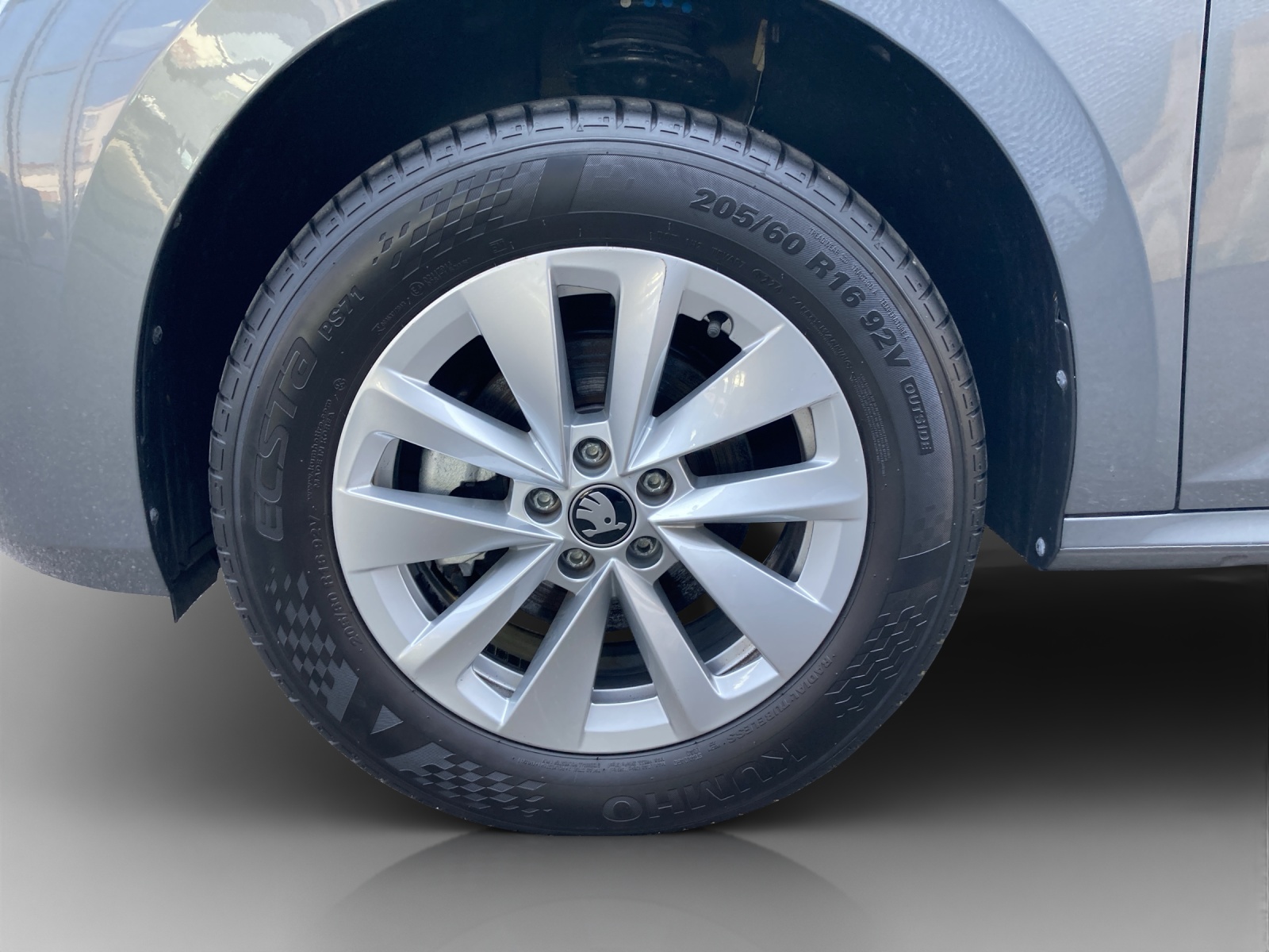 SKODA Kamiq 1.0 TSI Dynamic DSG-image-15