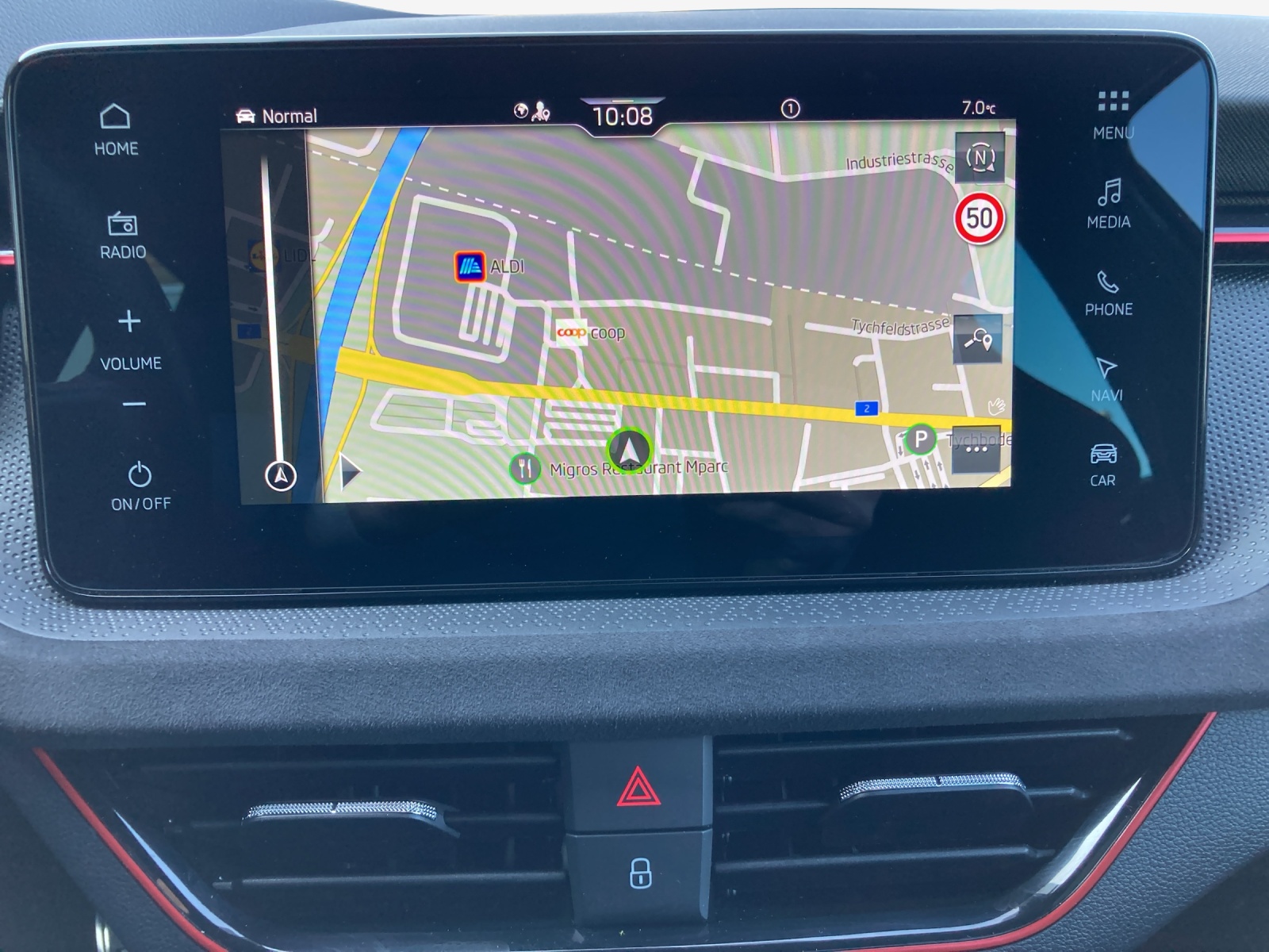 SKODA Kamiq 1.0 TSI Dynamic DSG-image-13