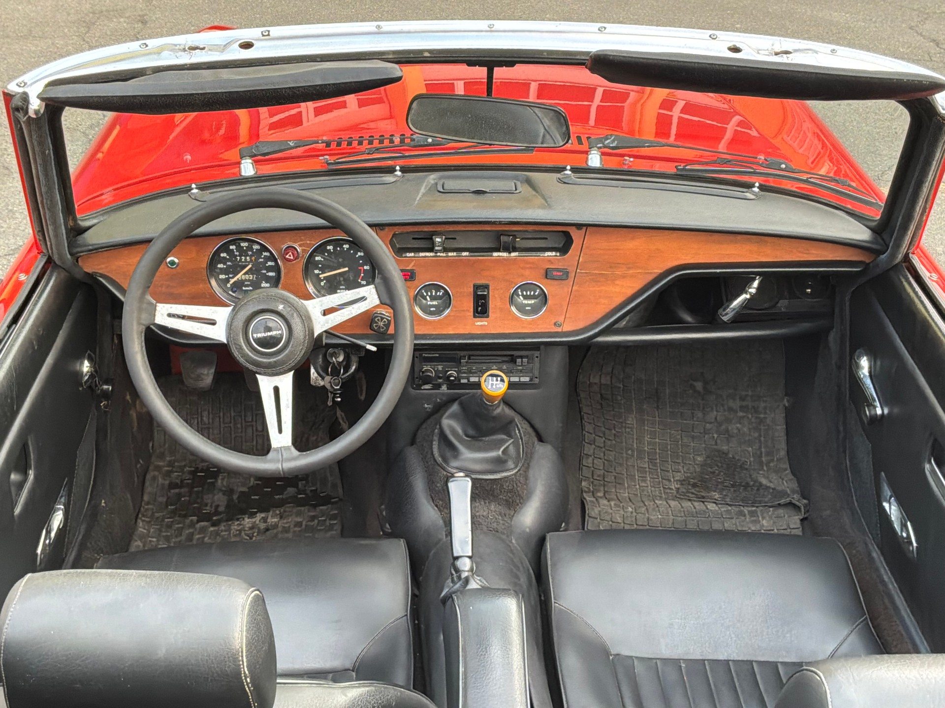 TRIUMPH 1500-image-15