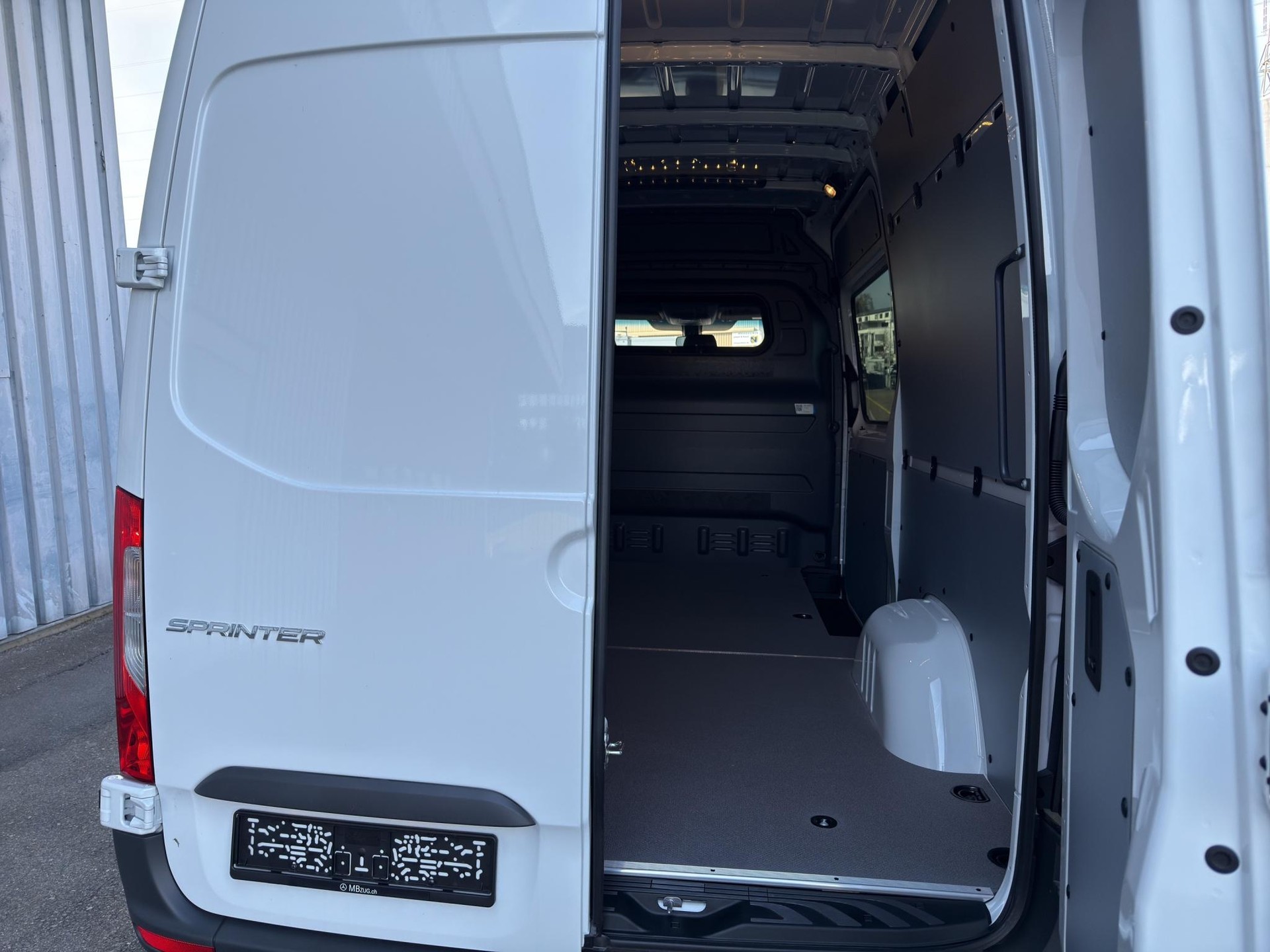 MERCEDES-BENZ Sprinter 317 Kaw. 3665 S 2.0 CDI 170 Pro-image-6