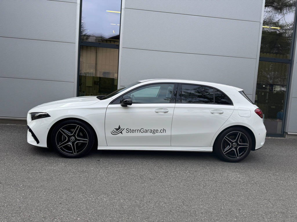 MERCEDES-BENZ A 200 AMG Line-image-1