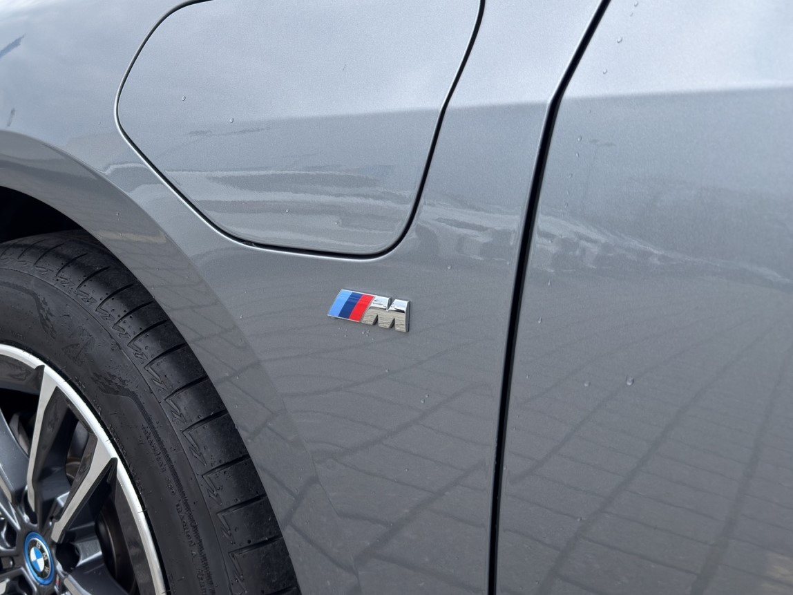 BMW 225e xDr. Act. T. M Sport-image-21