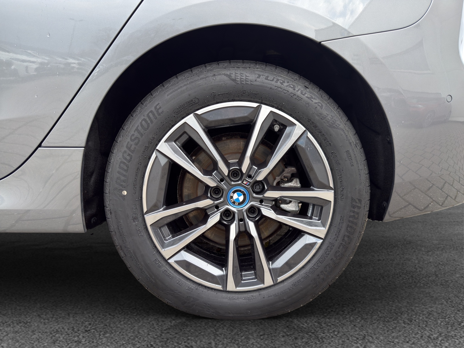 BMW 225e xDr. Act. T. M Sport-image-9