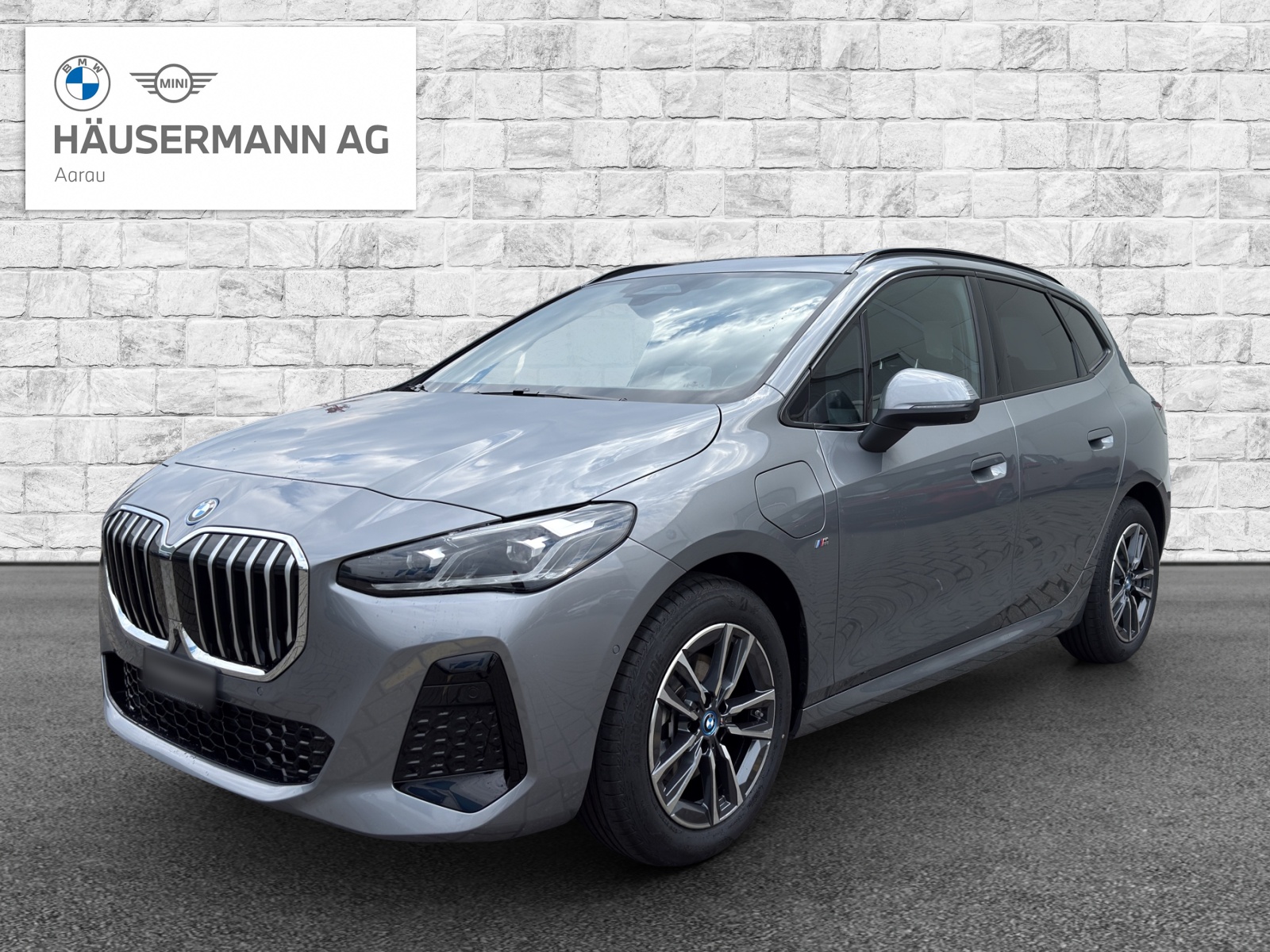 BMW 225e xDr. Act. T. M Sport-image-0