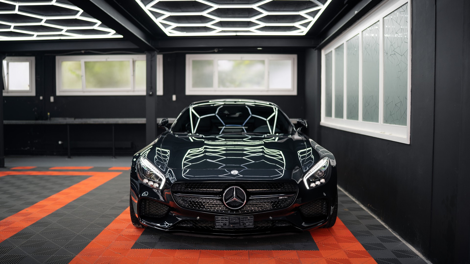 MERCEDES-BENZ AMG GT-image-1