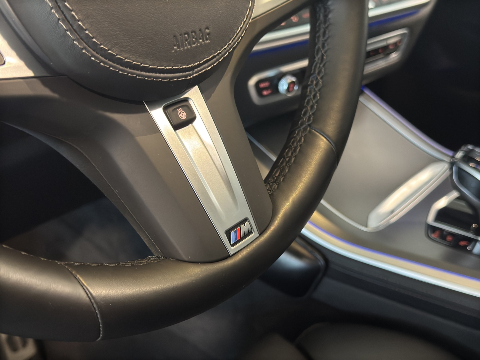 BMW X5 xDrive 48V 40i M Sport Steptronic-image-21